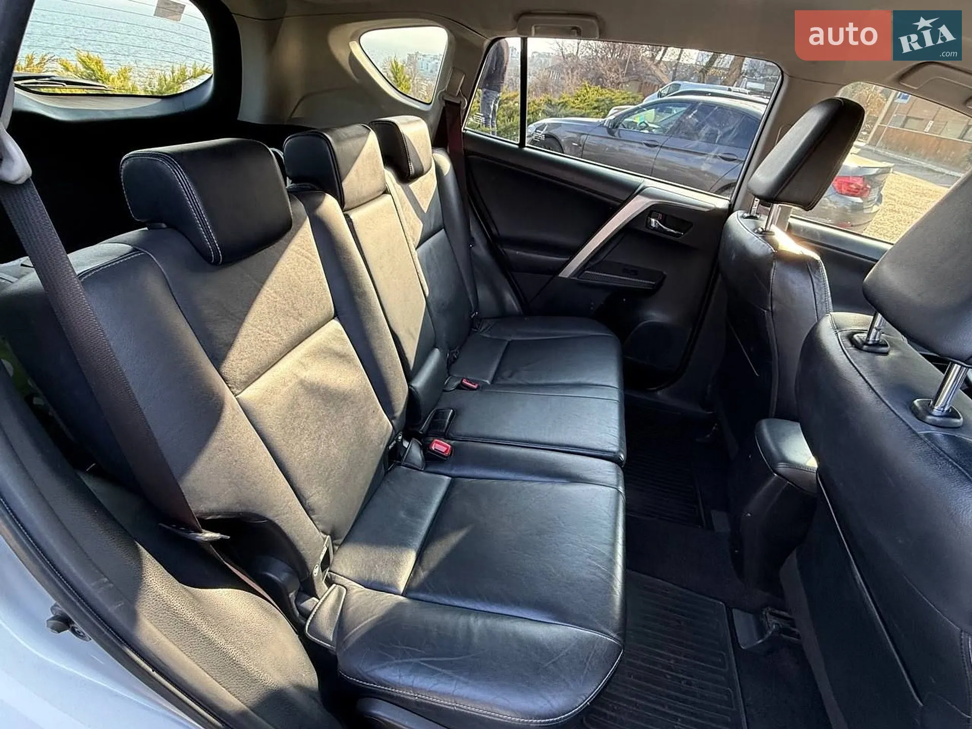 2014 Toyota RAV 4 - мініатюра 13