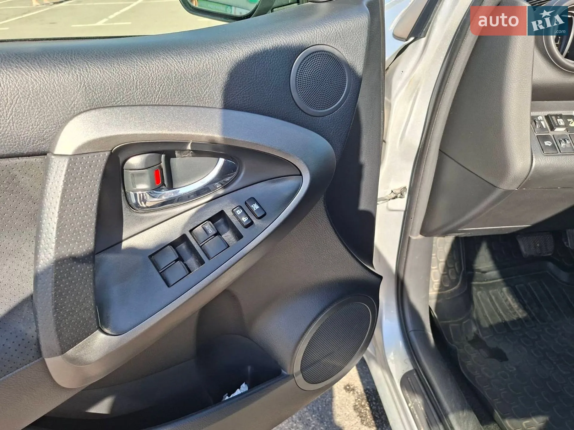 2012 Toyota RAV 4 - мініатюра 28