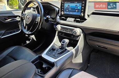 Внедорожник / Кроссовер Toyota RAV4 2019 в Запорожье фото 7 Внедорожник / Кроссовер Toyota RAV4 2019 в Запорожье