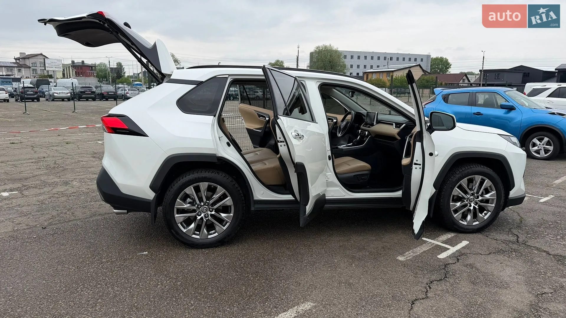 2022 Toyota RAV 4 - мініатюра 25