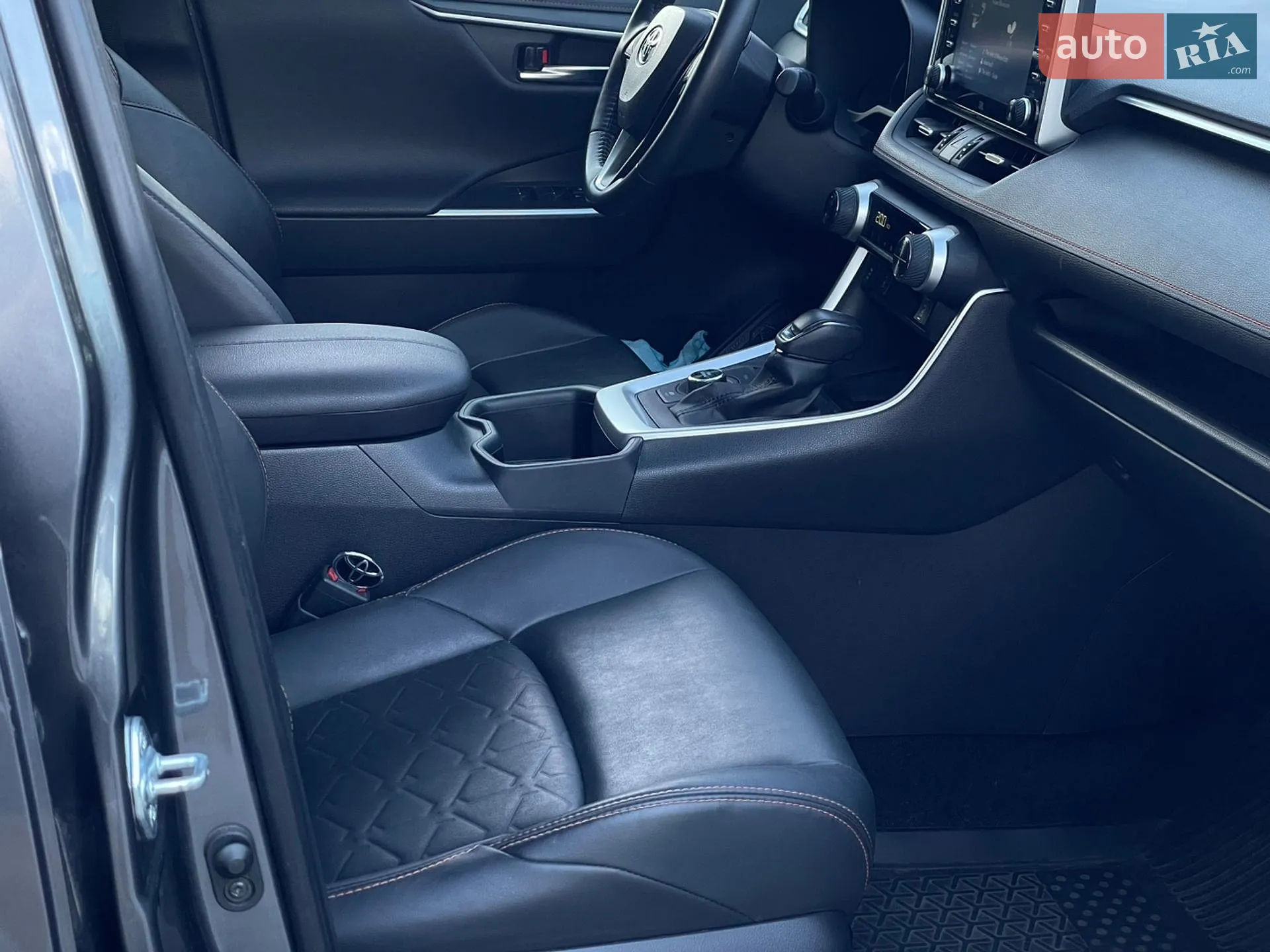 2021 Toyota RAV 4 - мініатюра 18