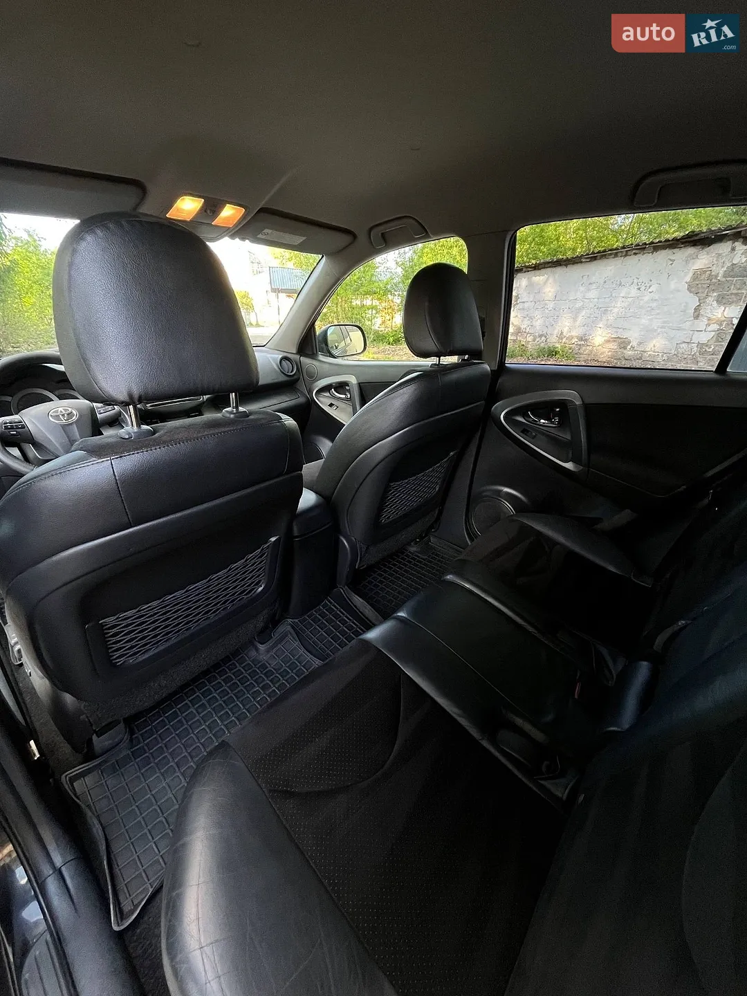 2012 Toyota RAV 4 - мініатюра 9