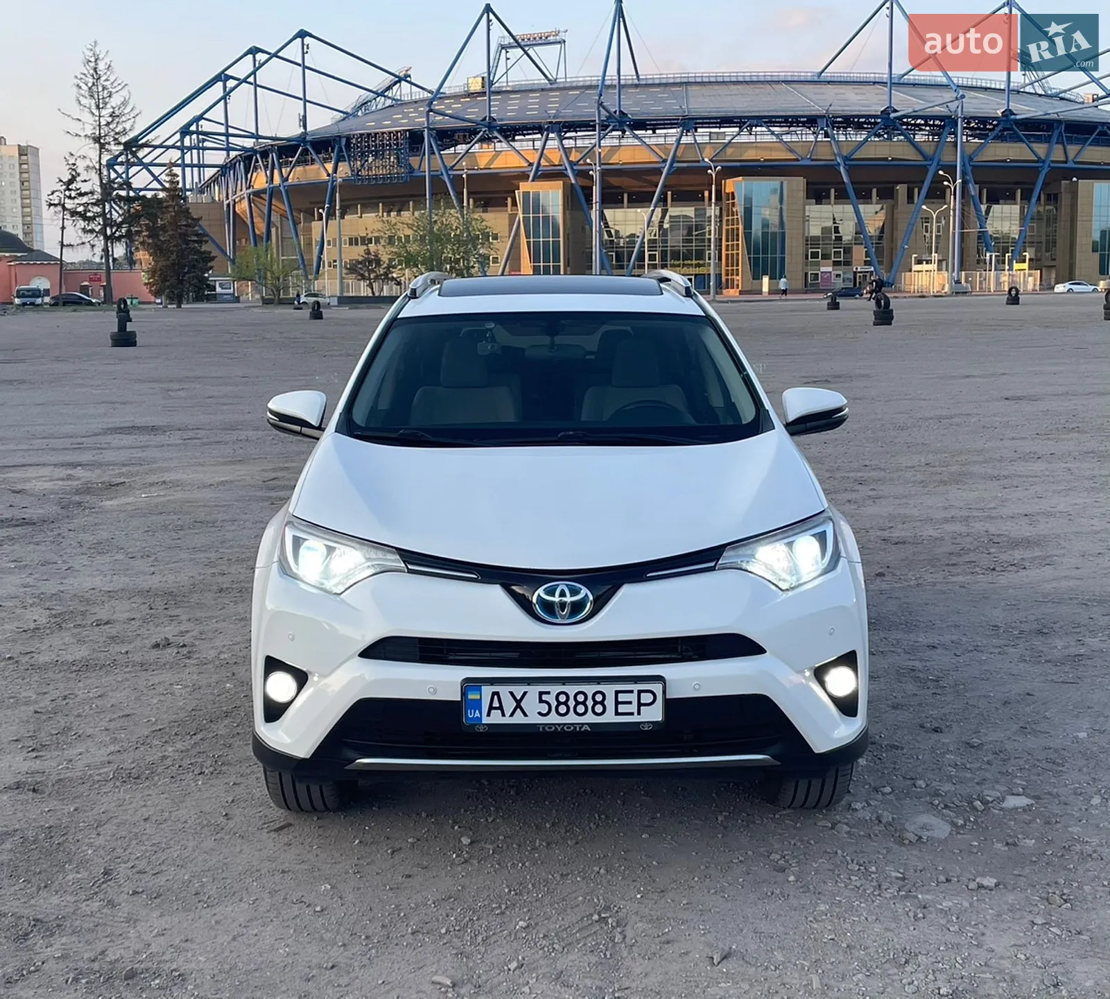 2016 Toyota RAV 4 - мініатюра 2