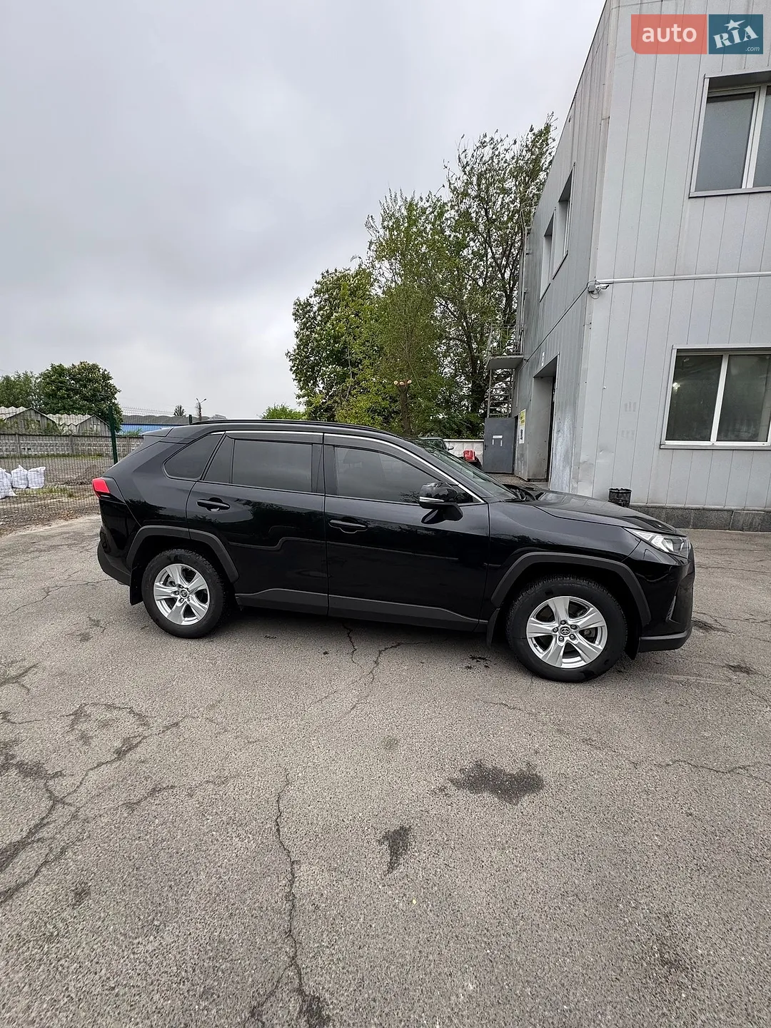 2019 Toyota RAV 4 - мініатюра 2