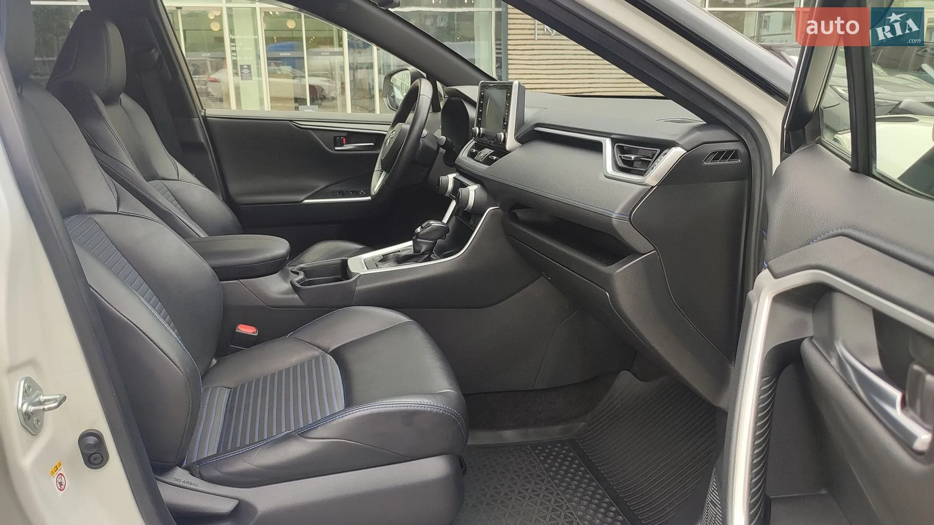 2019 Toyota RAV 4 - мініатюра 6