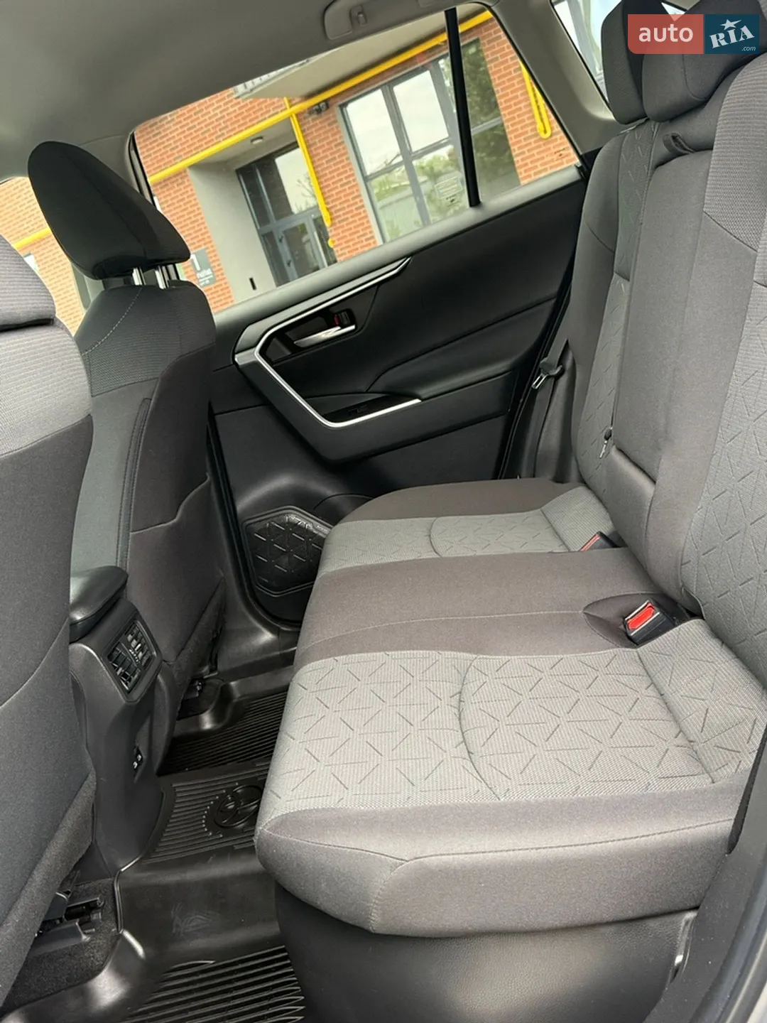 2023 Toyota RAV 4 - мініатюра 23