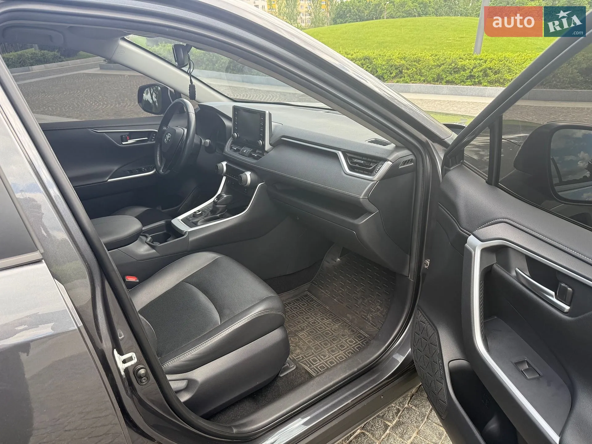 2019 Toyota RAV 4 - мініатюра 20