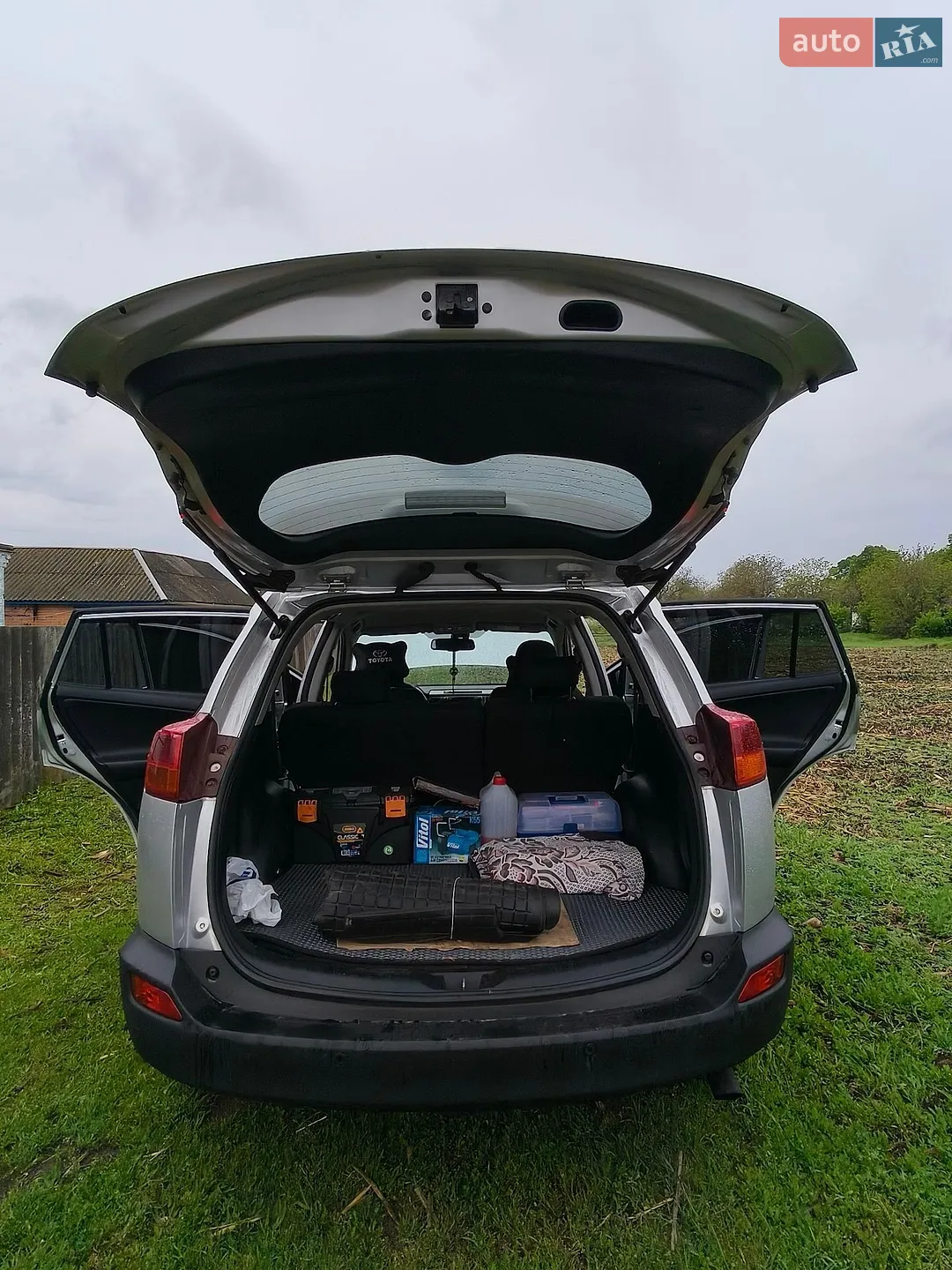2014 Toyota RAV 4 - мініатюра 8