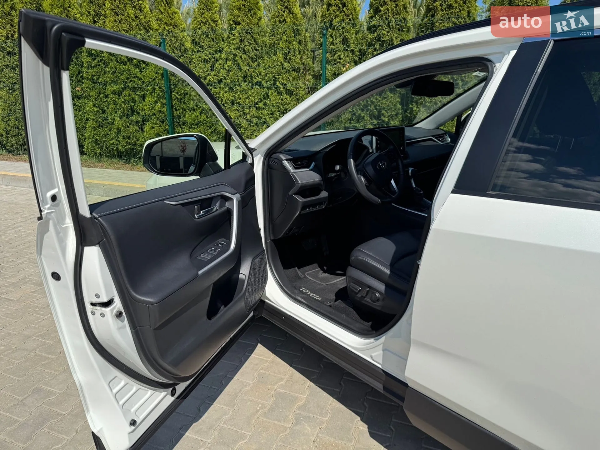 2021 Toyota RAV 4 - мініатюра 17