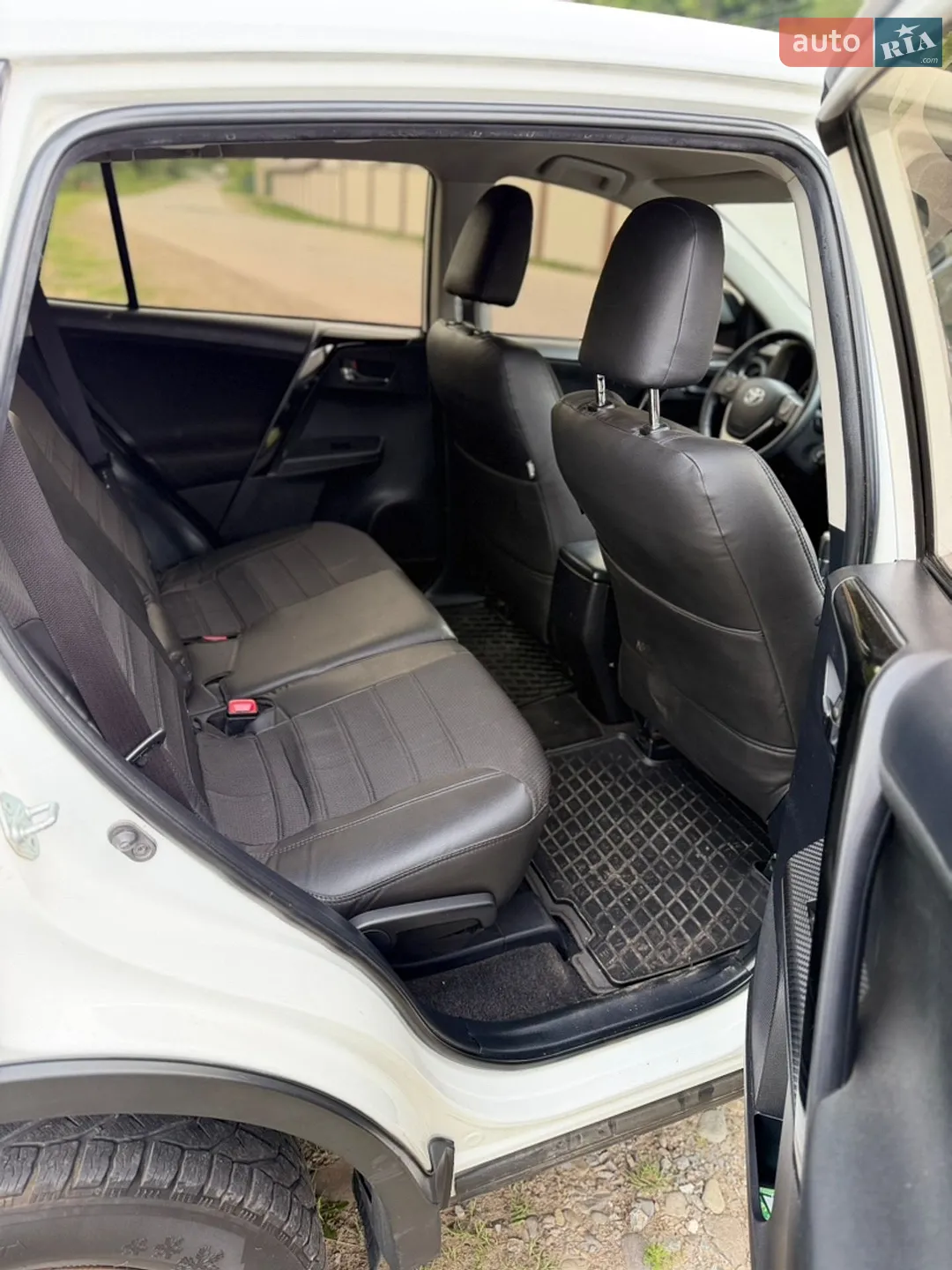 2013 Toyota RAV 4 - мініатюра 15