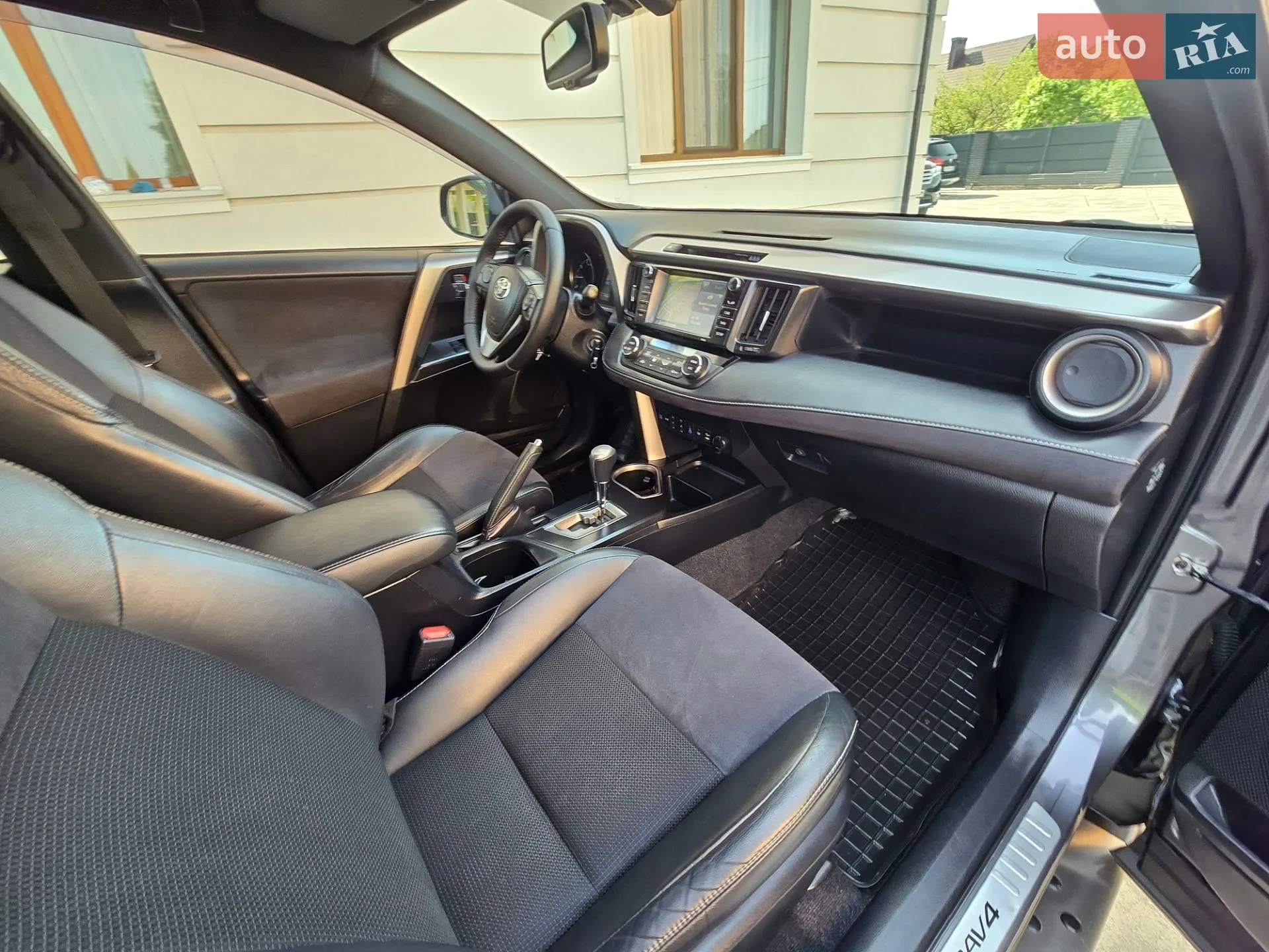 2016 Toyota RAV 4 - мініатюра 26