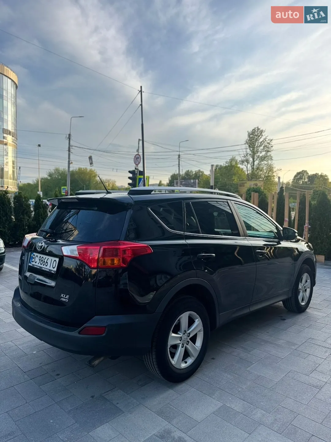 2013 Toyota RAV 4 - мініатюра 13