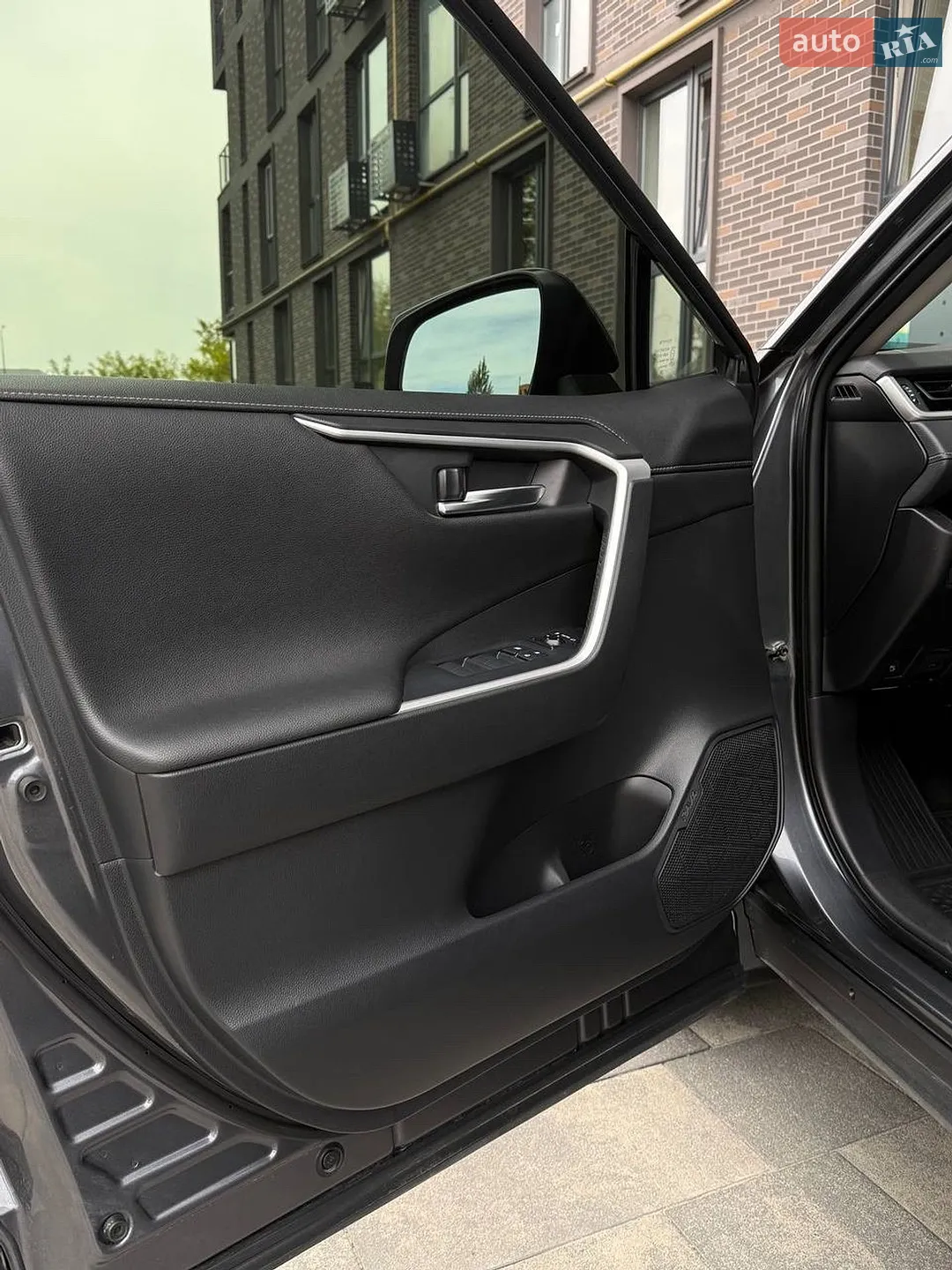 2019 Toyota RAV 4 - мініатюра 15