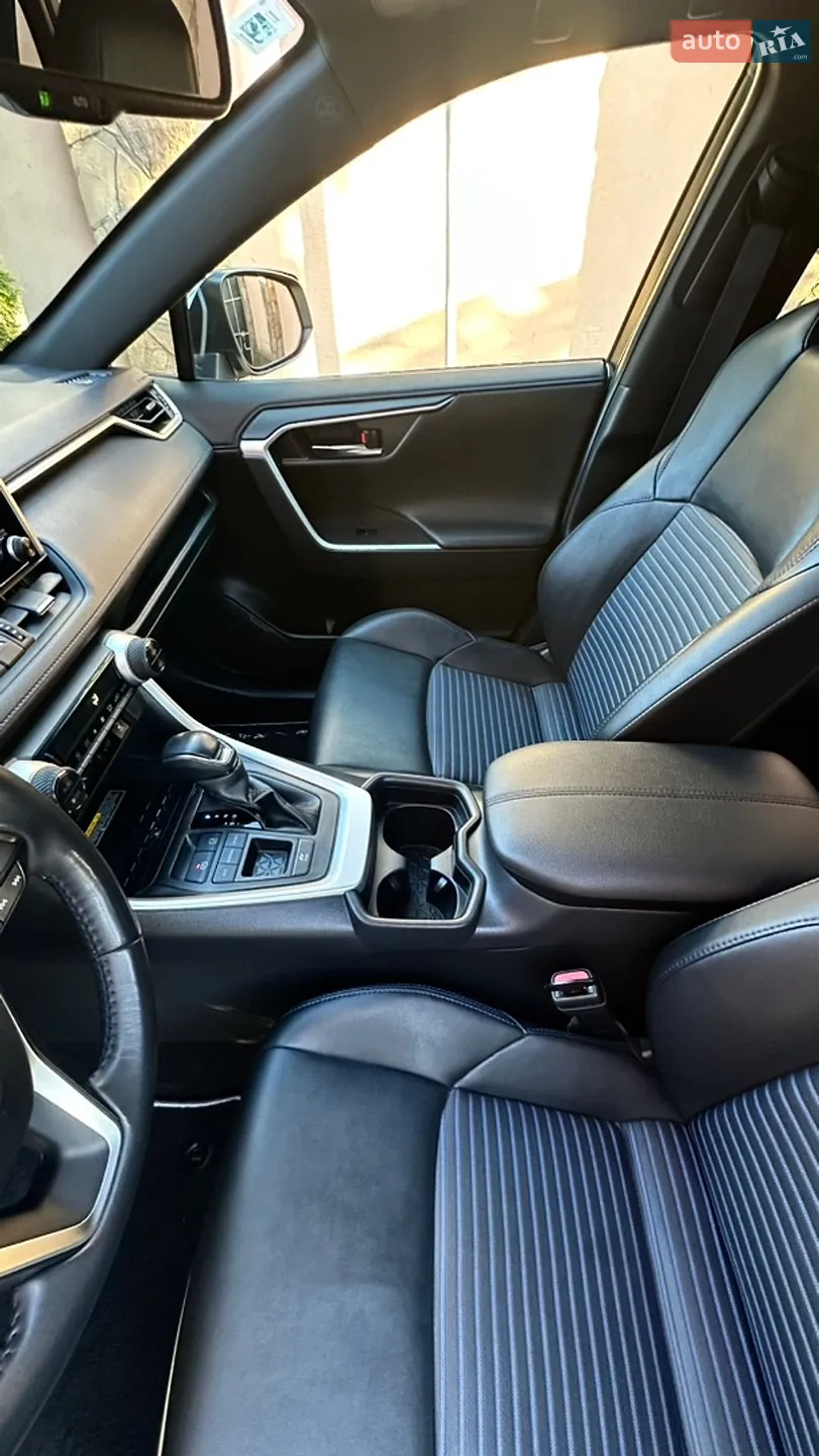 2021 Toyota RAV 4 - мініатюра 18
