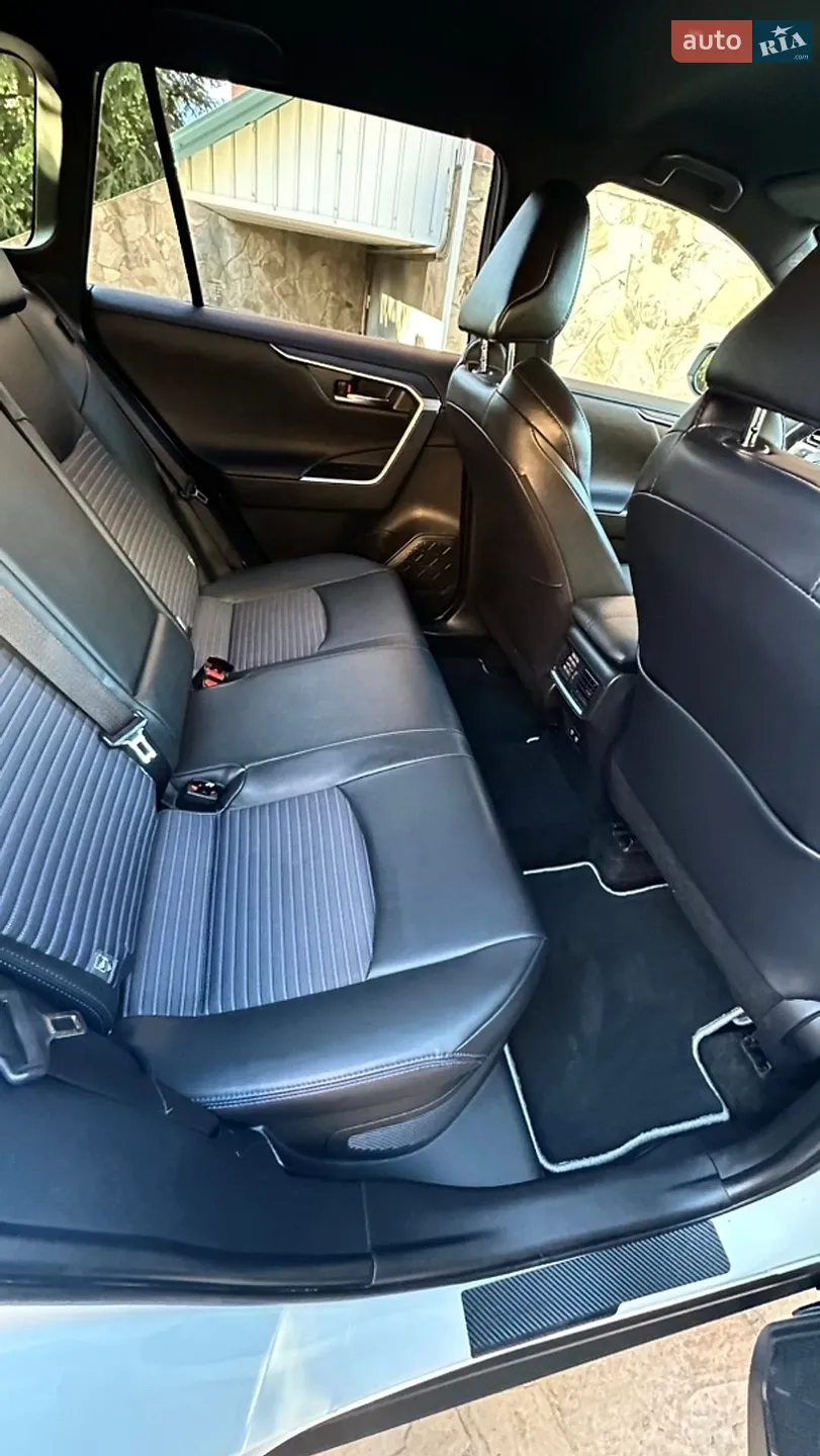 2021 Toyota RAV 4 - мініатюра 28