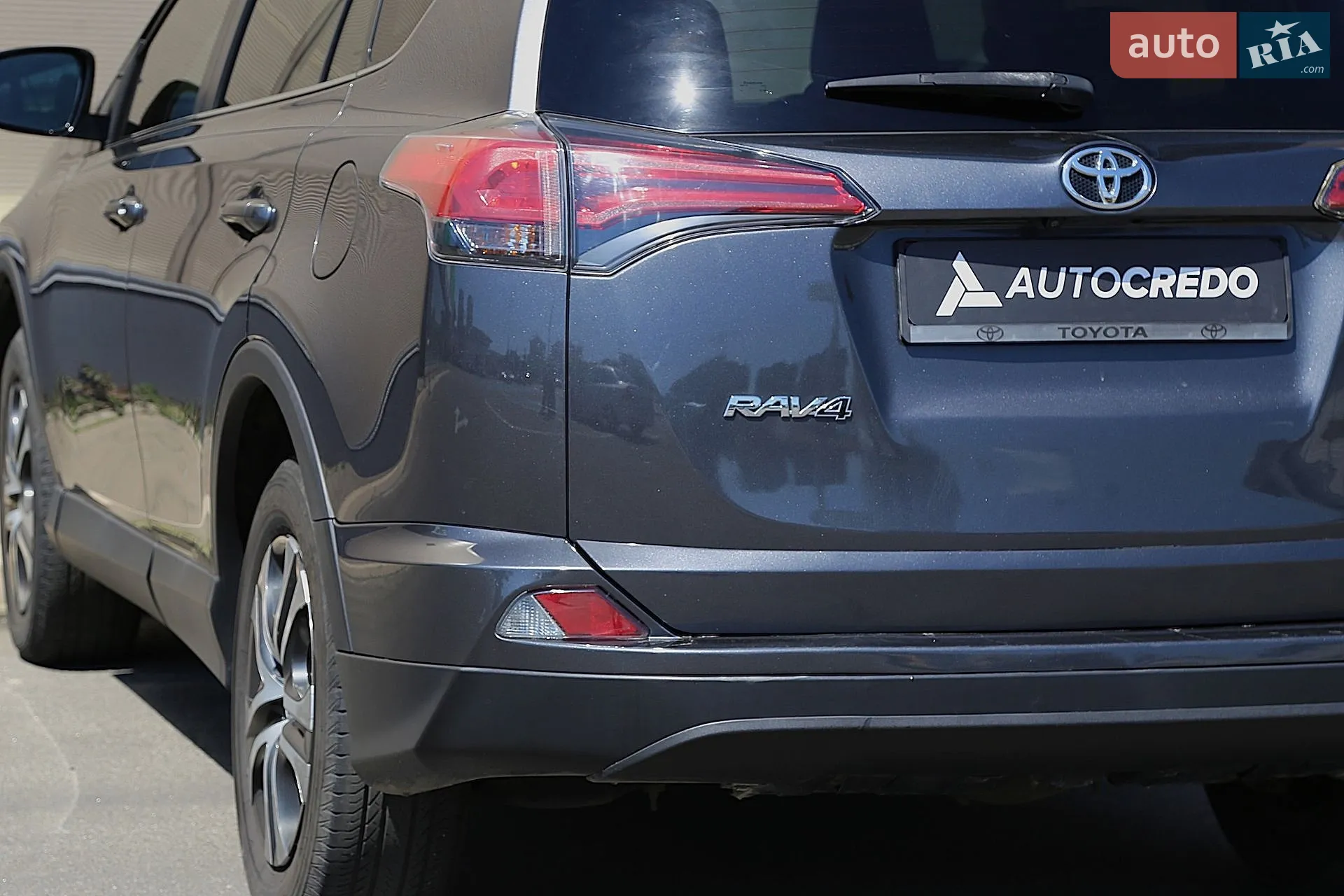 2016 Toyota RAV 4 - мініатюра 8
