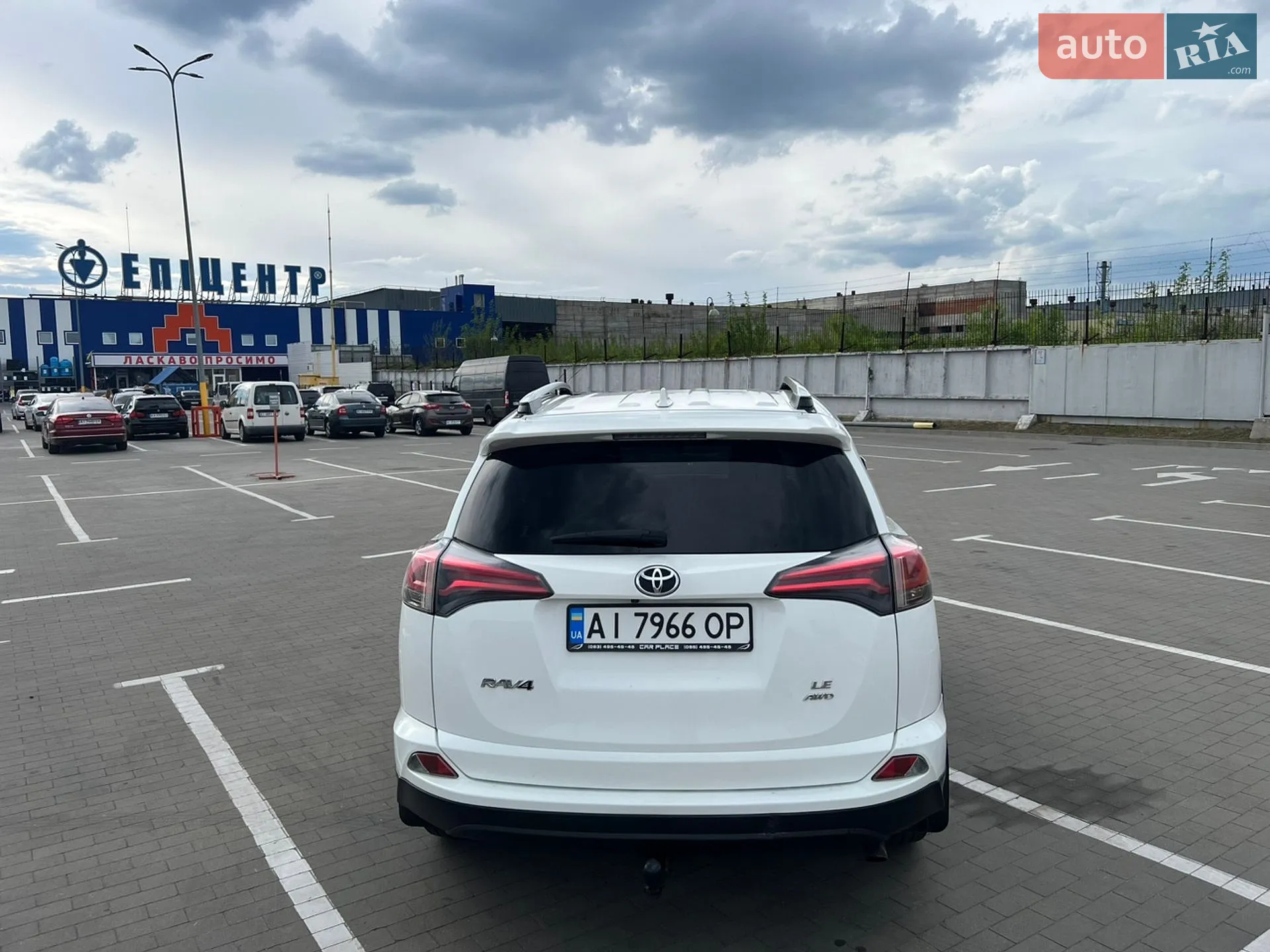 2016 Toyota RAV 4 - мініатюра 15