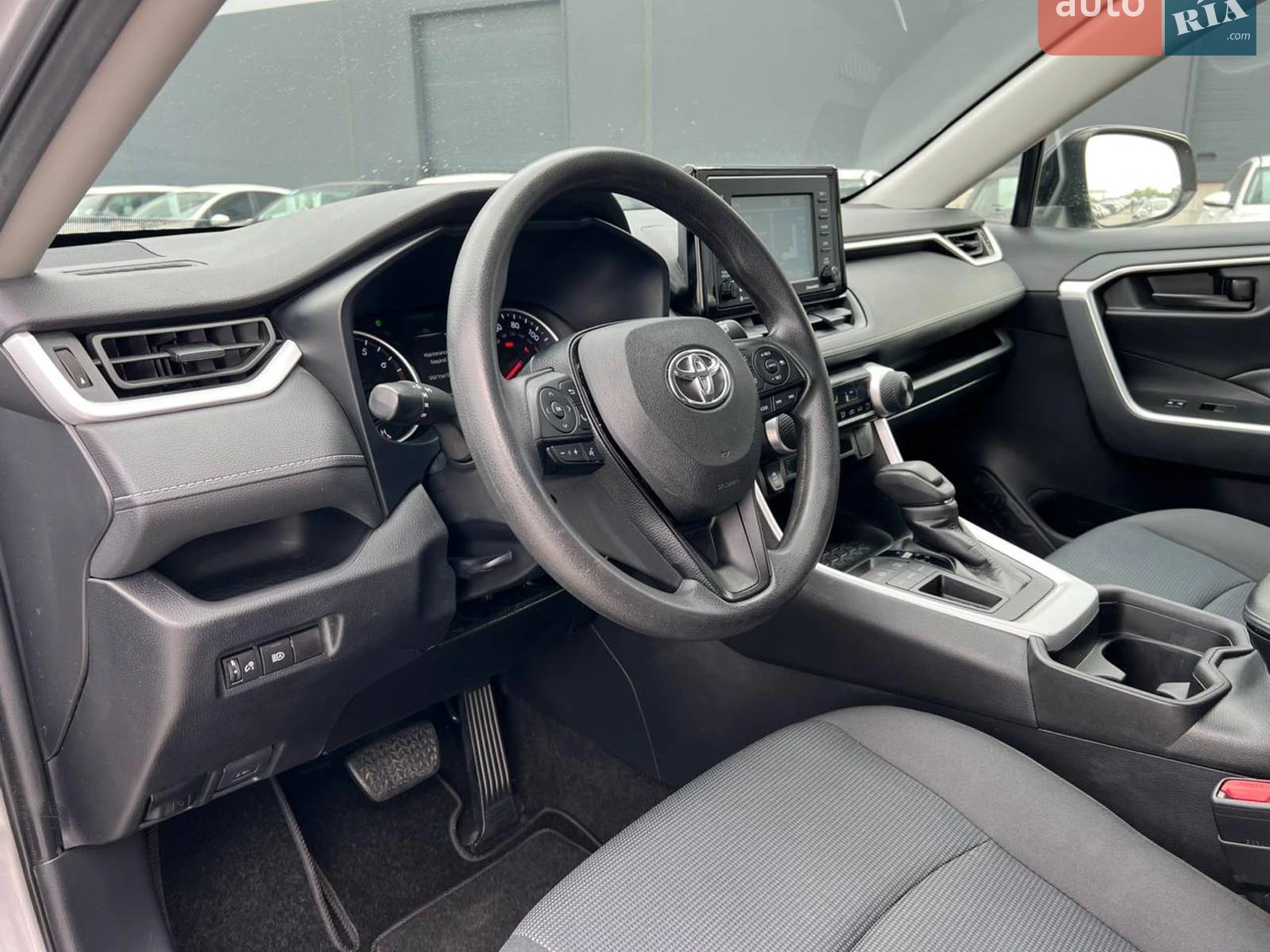 2020 Toyota RAV 4 - мініатюра 19