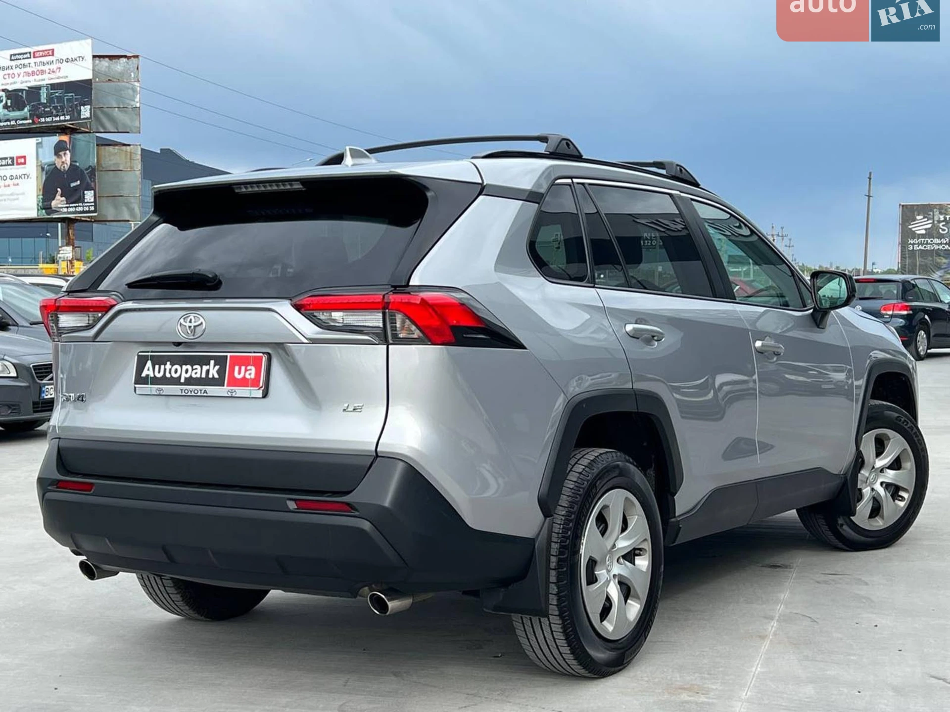 2020 Toyota RAV 4 - мініатюра 9