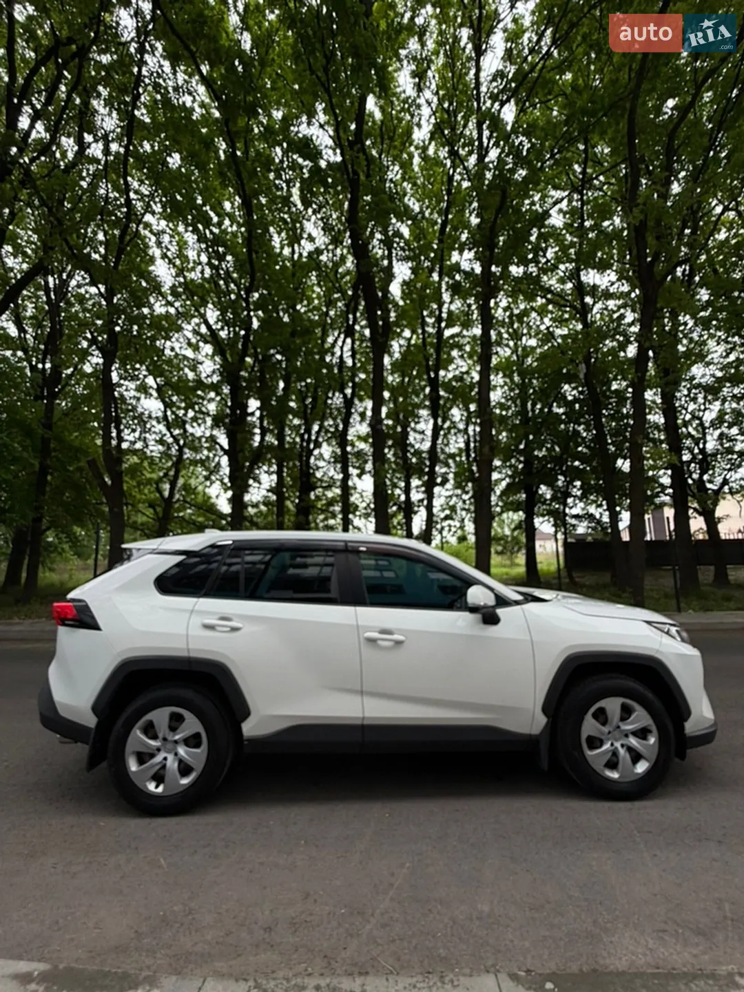 2019 Toyota RAV 4 - мініатюра 8
