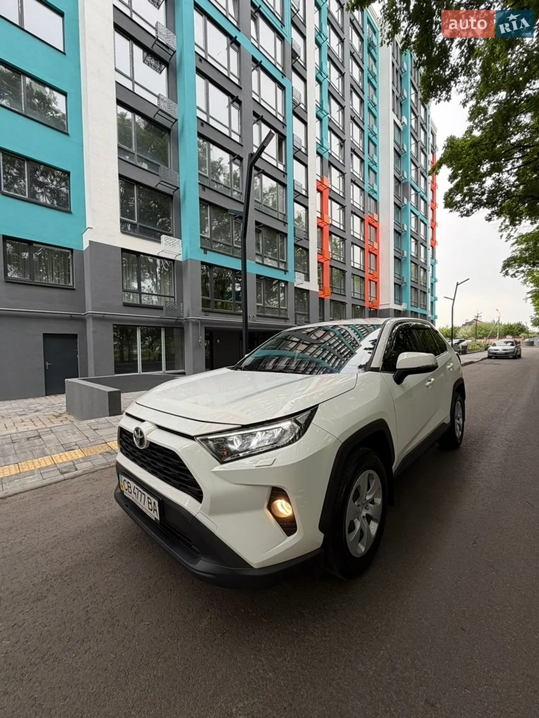 2019 Toyota RAV 4 - мініатюра 10