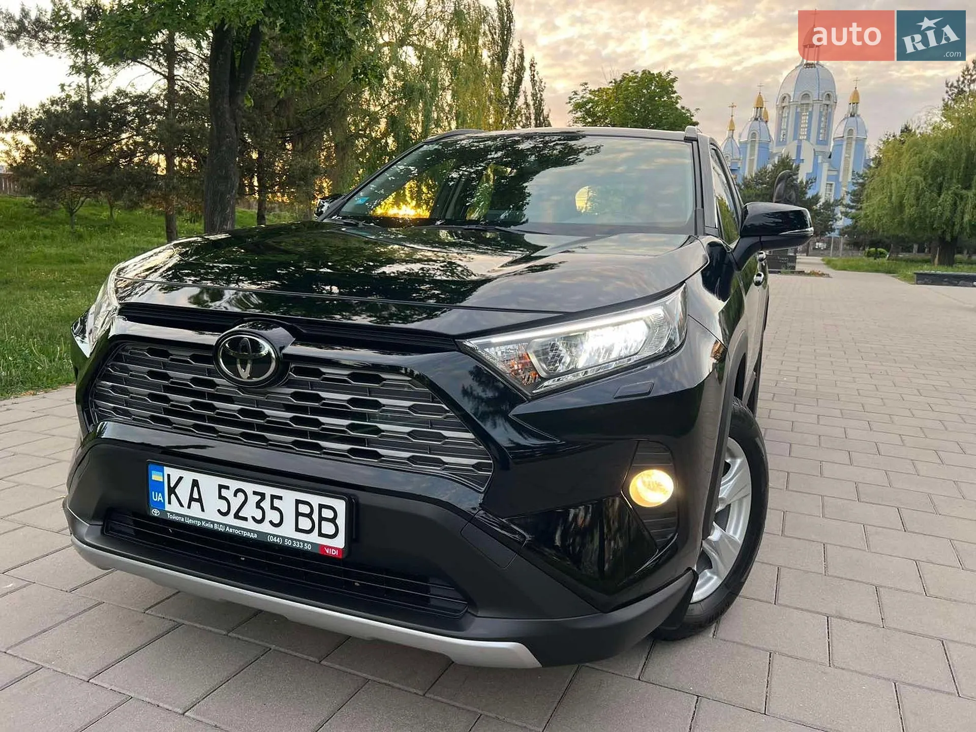 2020 Toyota RAV 4 - мініатюра 9