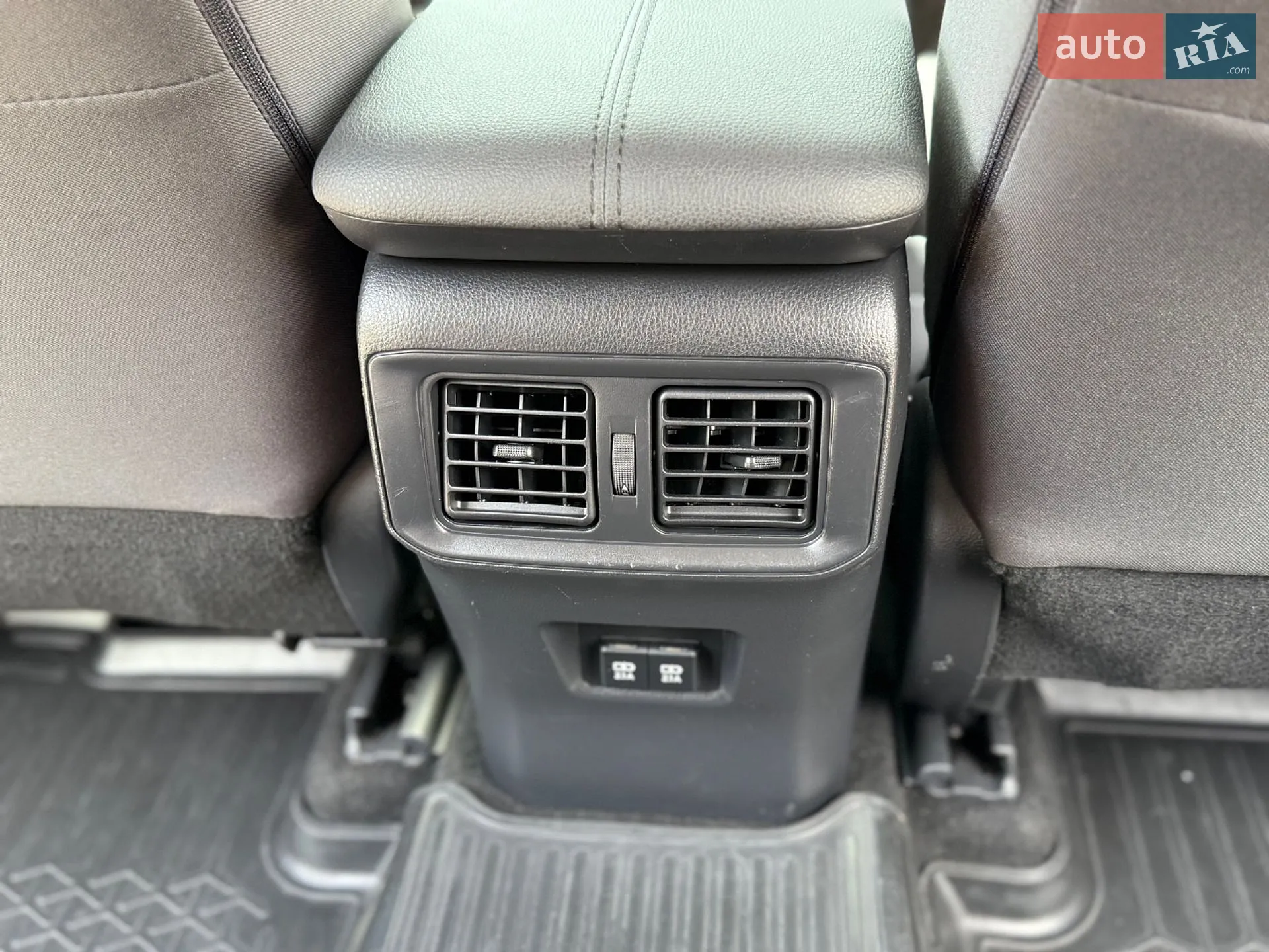 2020 Toyota RAV 4 - мініатюра 37