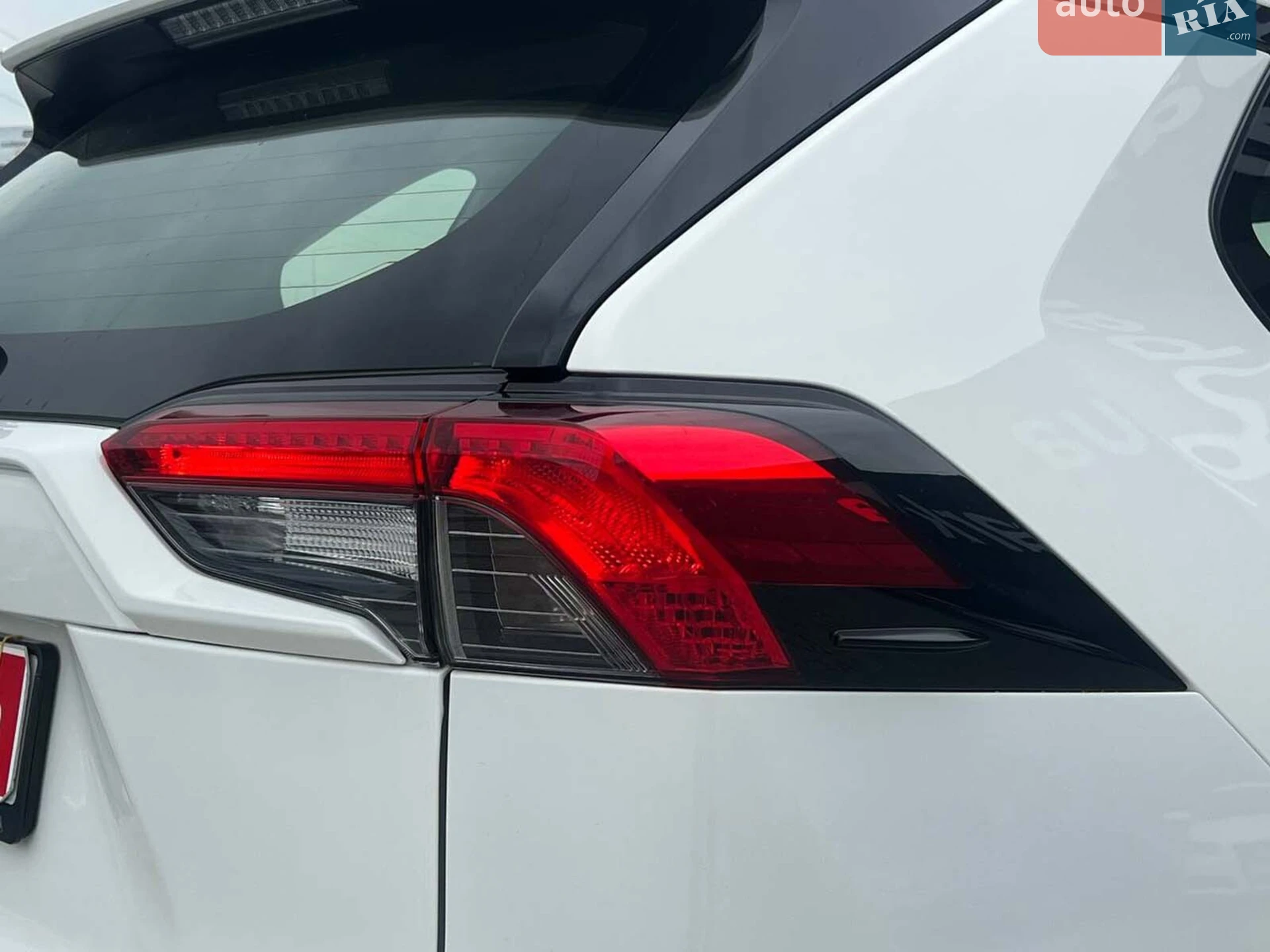 2020 Toyota RAV 4 - мініатюра 9