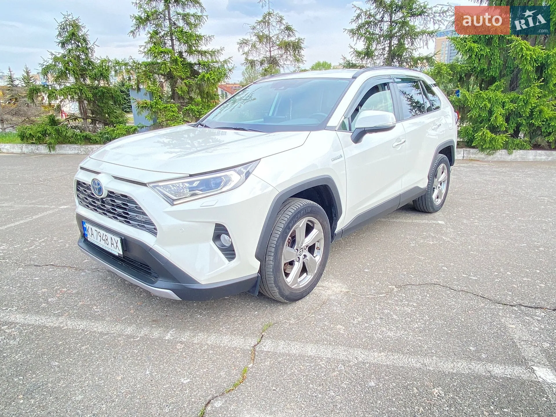 2020 Toyota RAV 4 - фото 1