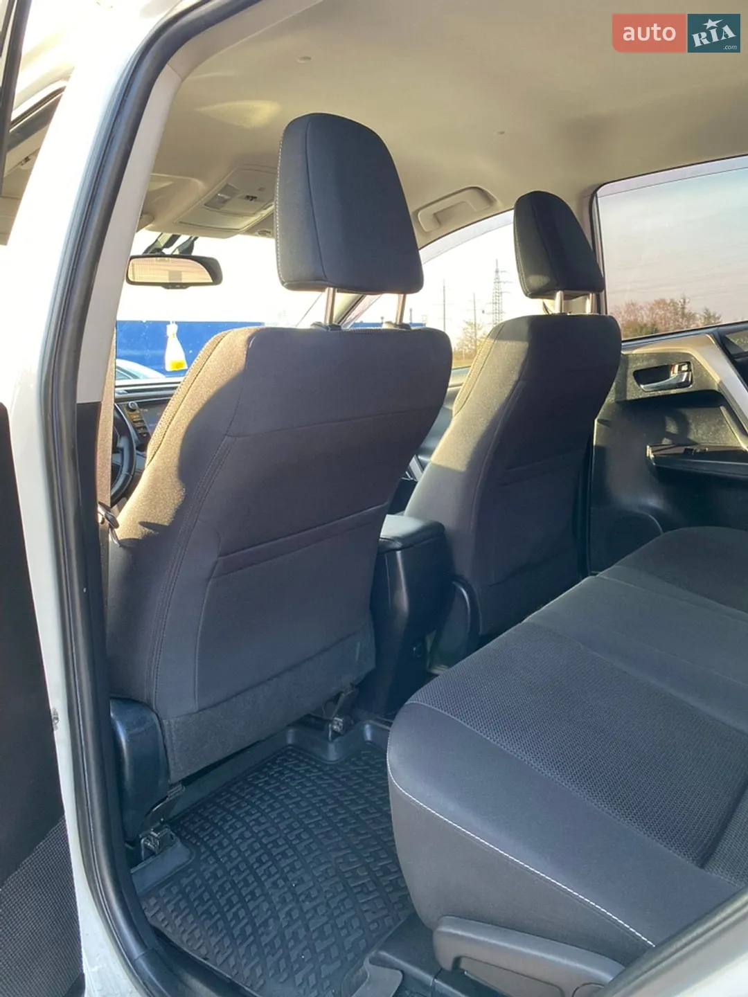 2016 Toyota RAV 4 - мініатюра 19