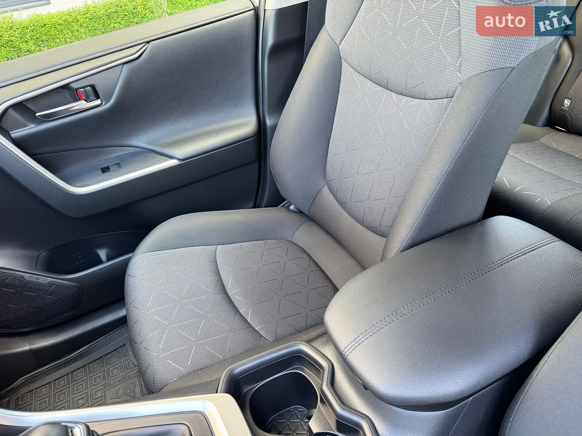 2020 Toyota RAV 4 - мініатюра 45