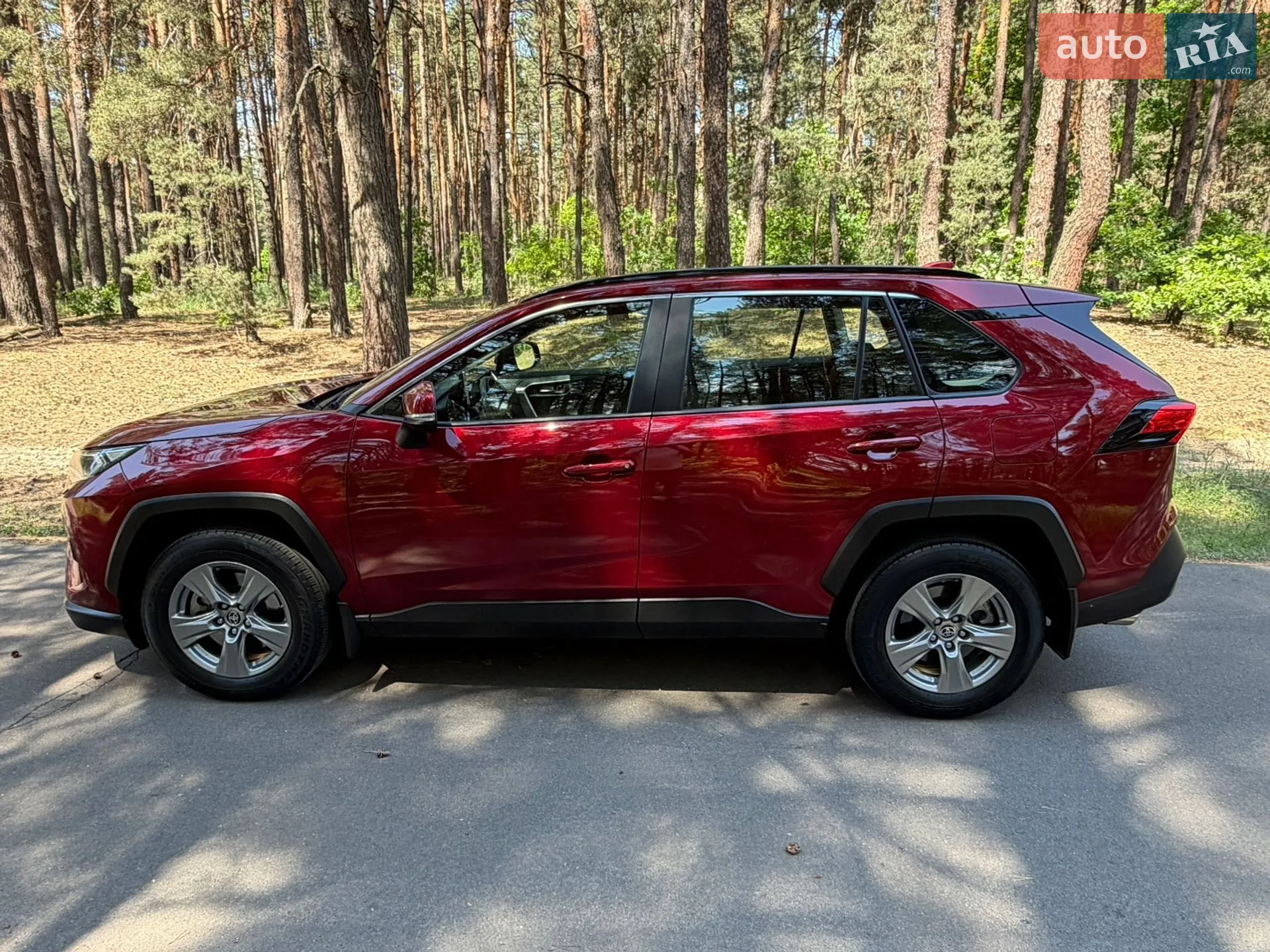 2022 Toyota RAV 4 - мініатюра 8