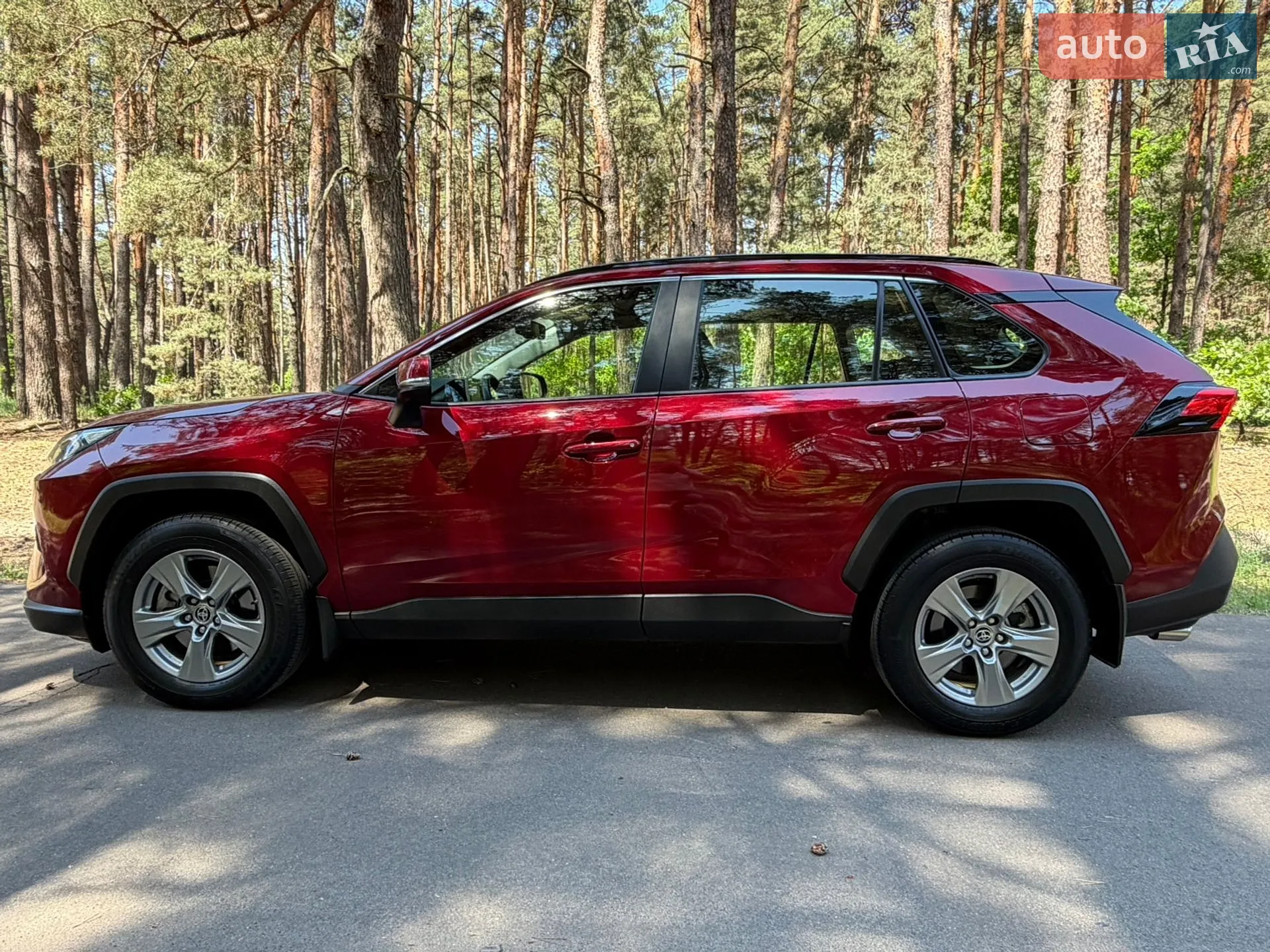 2022 Toyota RAV 4 - мініатюра 9