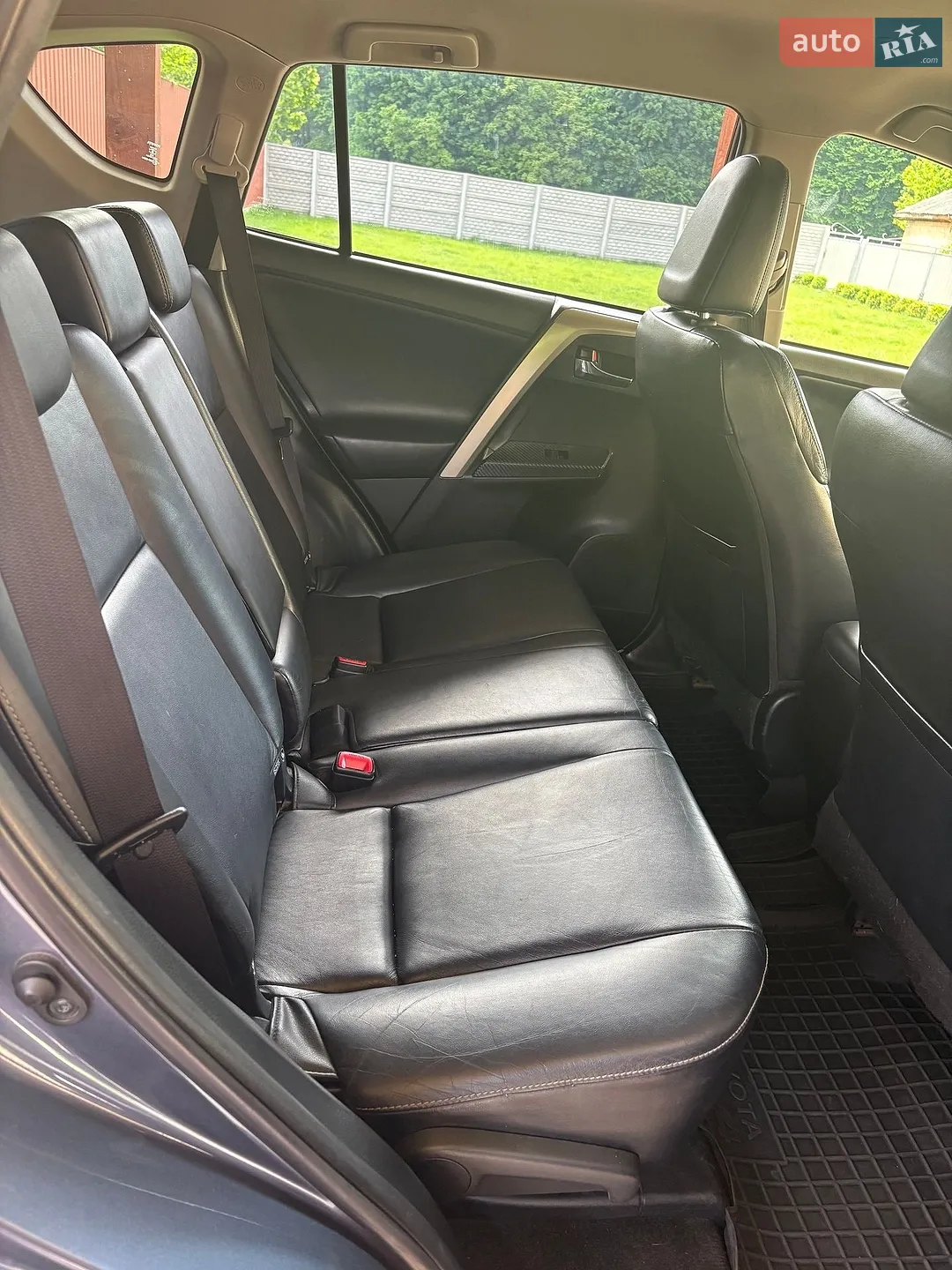 2013 Toyota RAV 4 - мініатюра 13