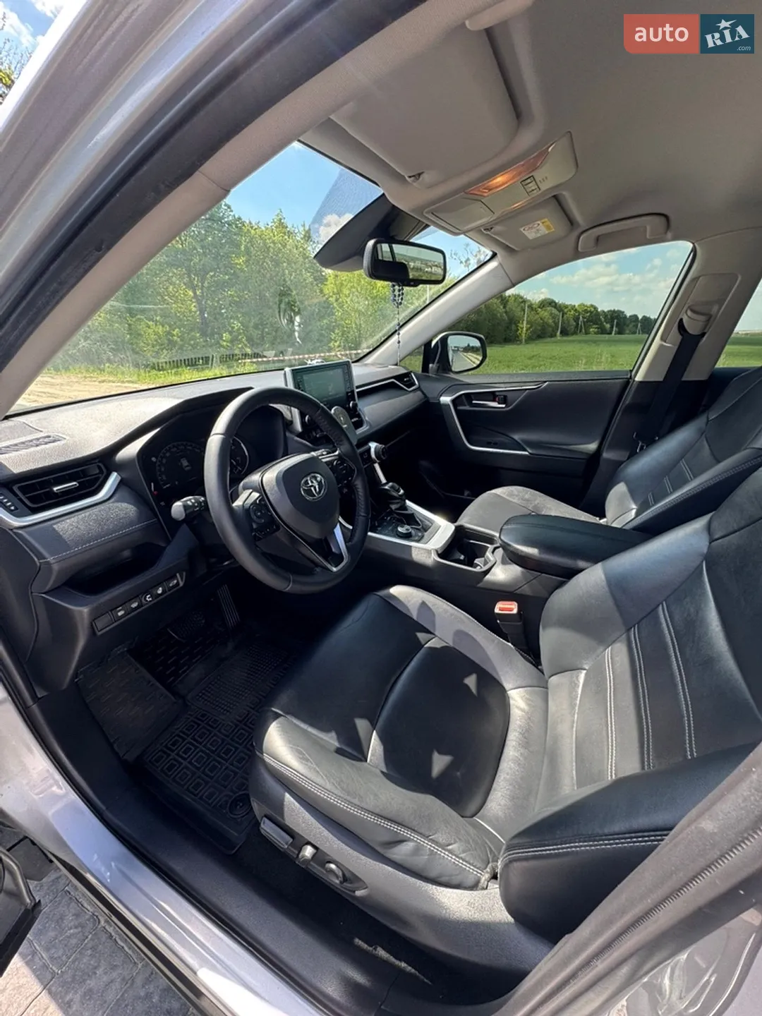 2020 Toyota RAV 4 - мініатюра 11