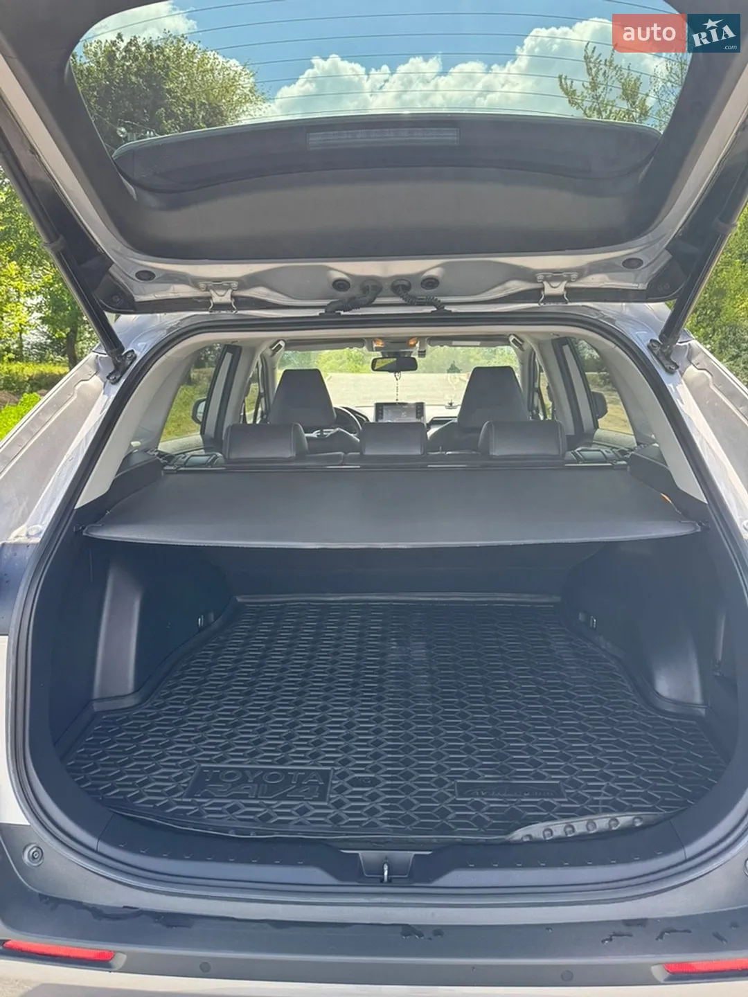 2020 Toyota RAV 4 - мініатюра 20