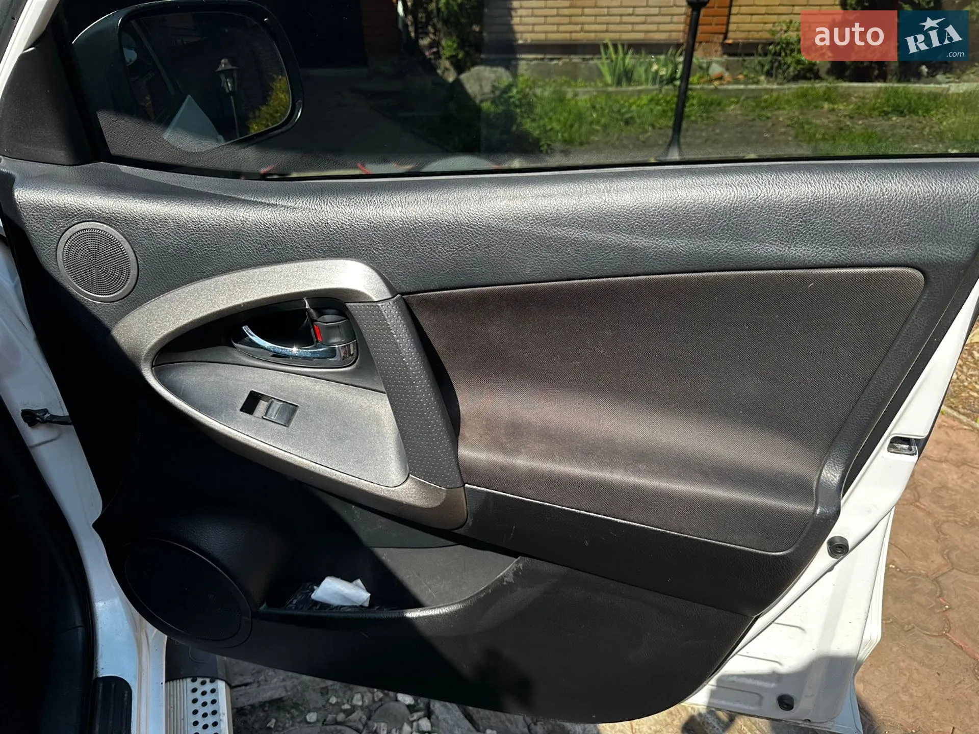 2011 Toyota RAV 4 - мініатюра 24