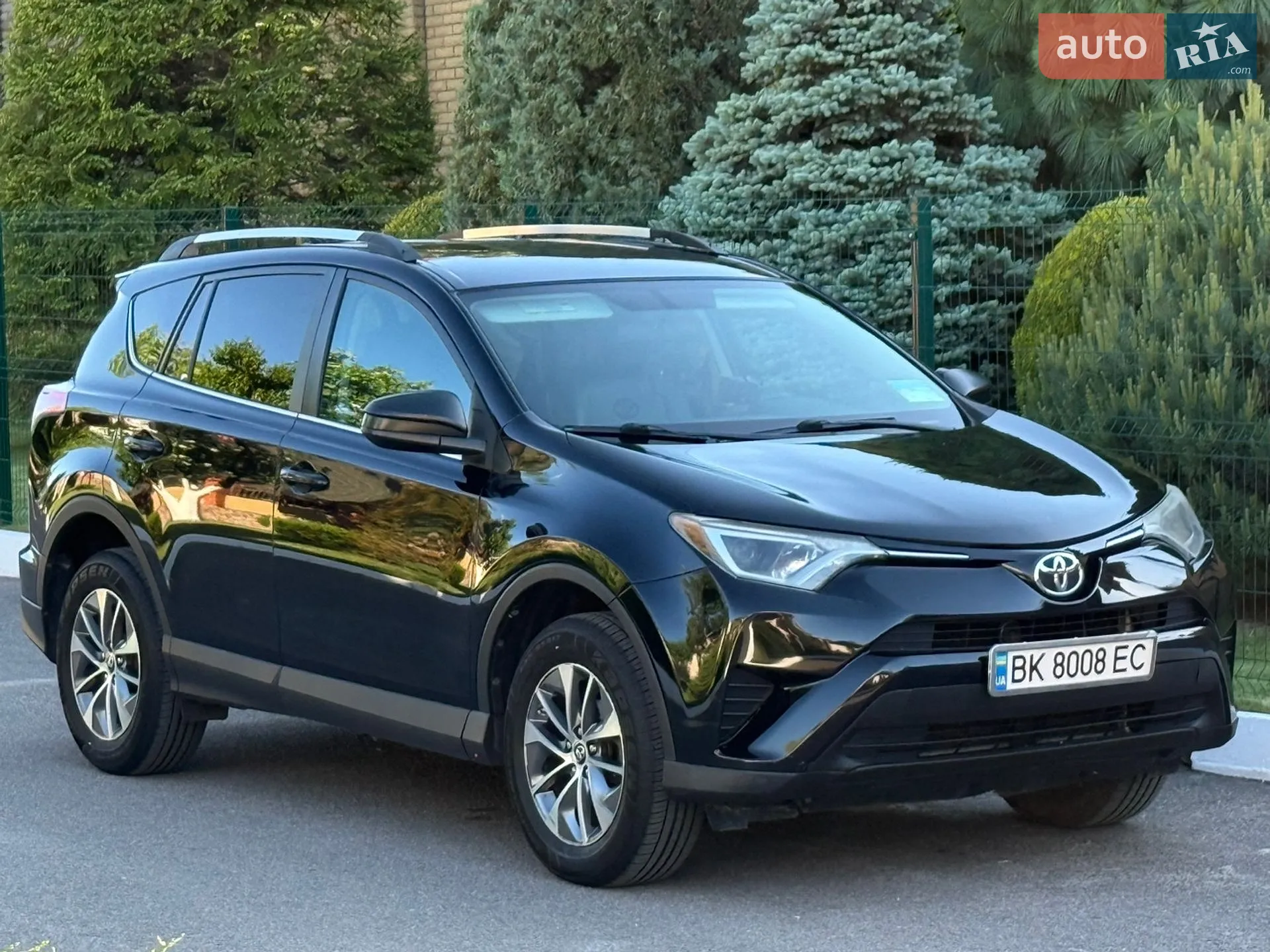 2016 Toyota RAV 4 - фото 1