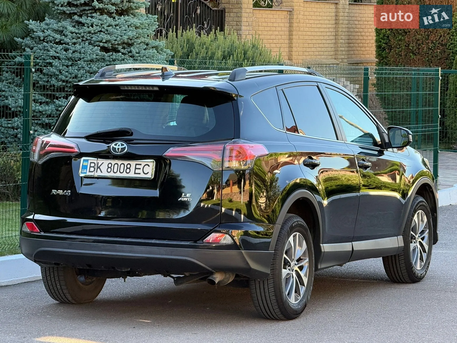 2016 Toyota RAV 4 - мініатюра 2