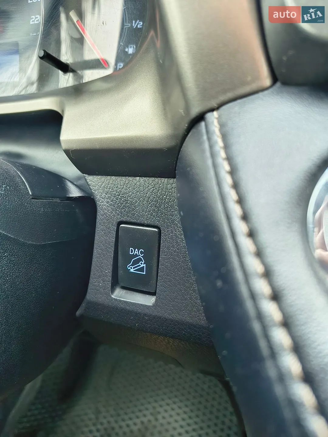 2013 Toyota RAV 4 - мініатюра 16