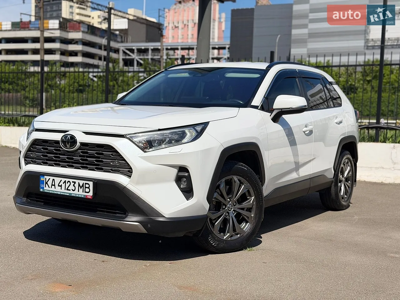 2022 Toyota RAV 4 - мініатюра 19