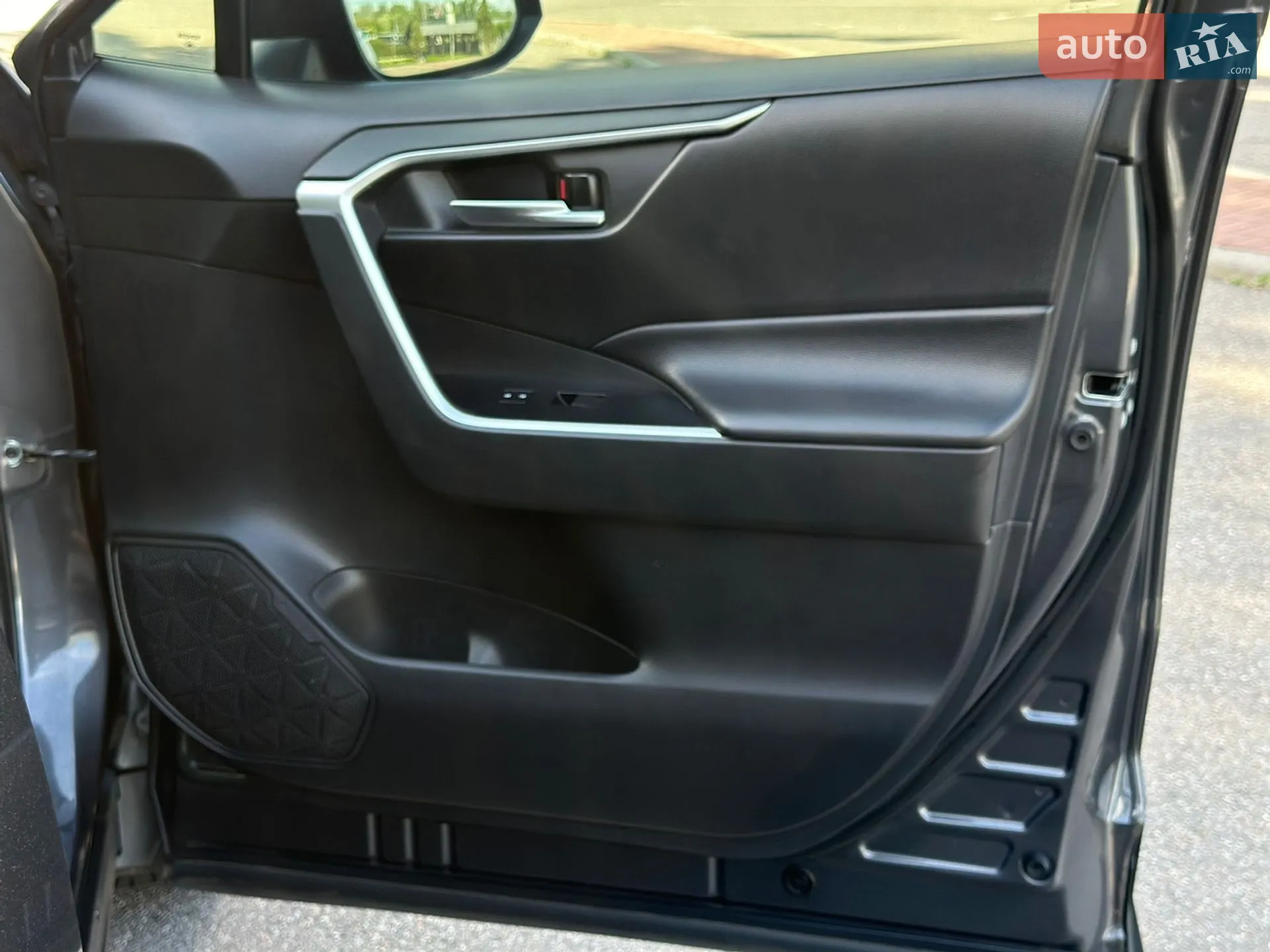 2020 Toyota RAV 4 - мініатюра 37