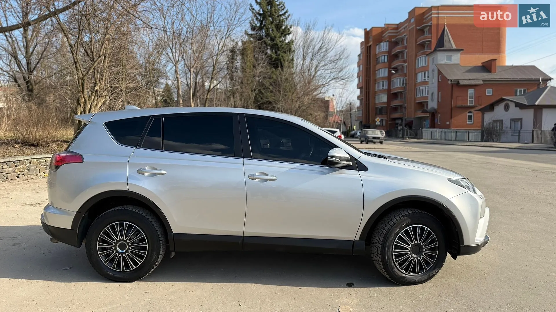2015 Toyota RAV 4 - мініатюра 3