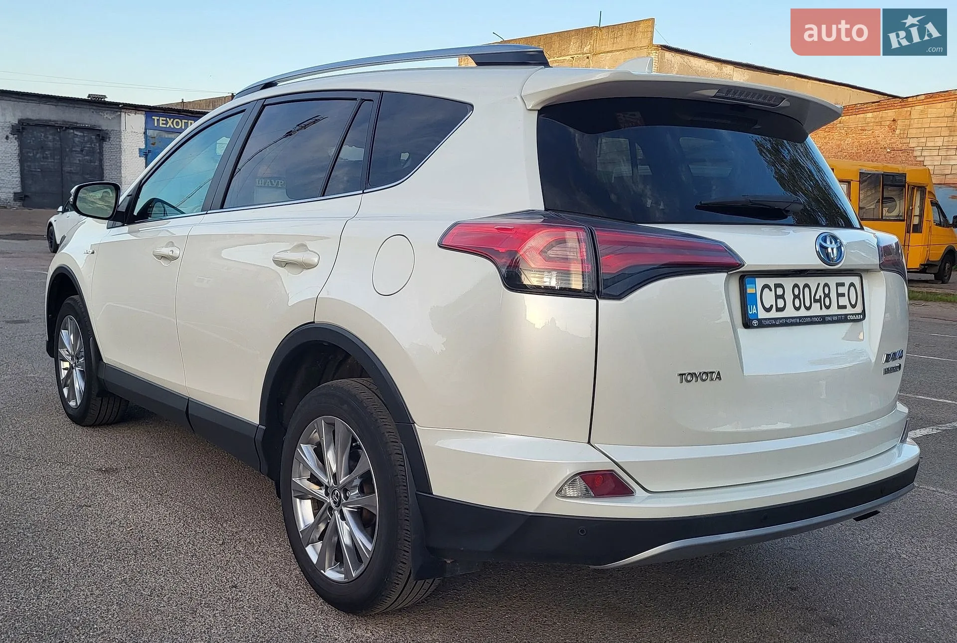 2017 Toyota RAV 4 - мініатюра 4
