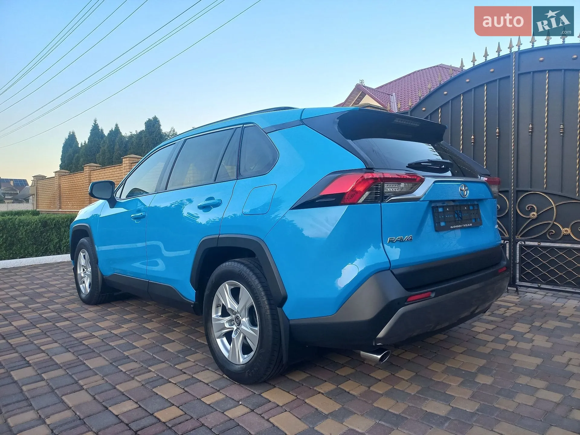 2019 Toyota RAV 4 - мініатюра 3