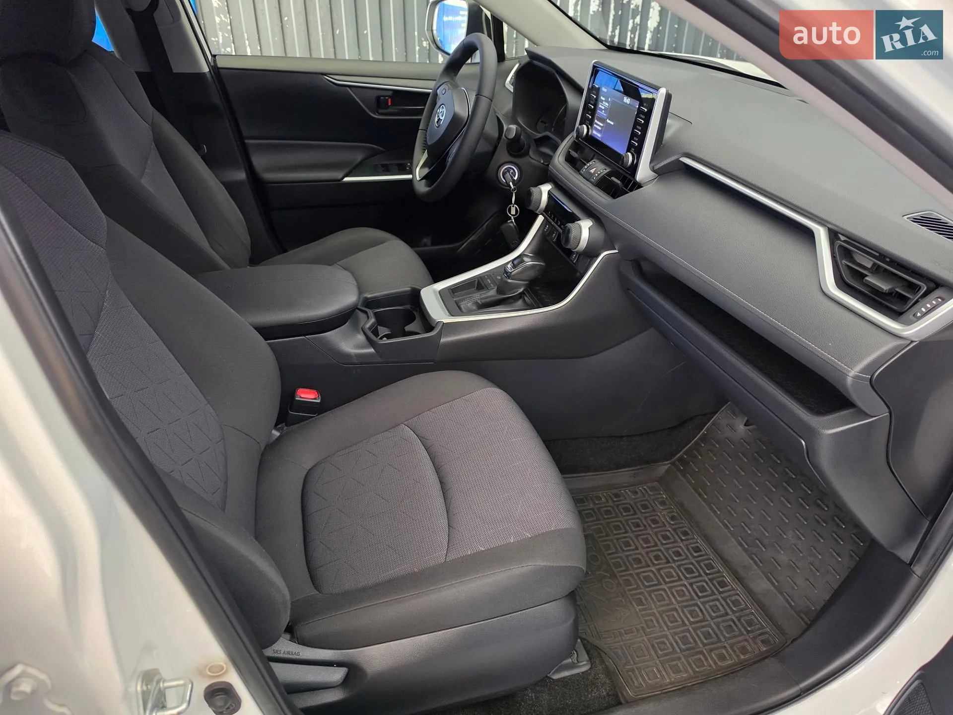 2019 Toyota RAV 4 - мініатюра 8