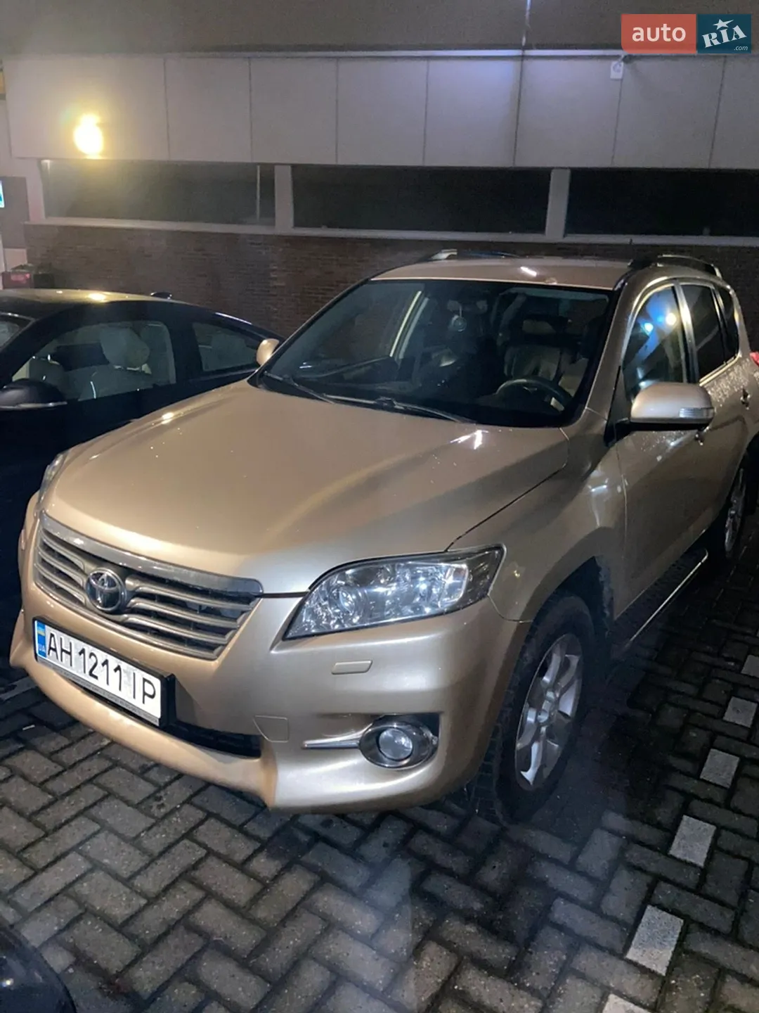2010 Toyota RAV 4 - мініатюра 4