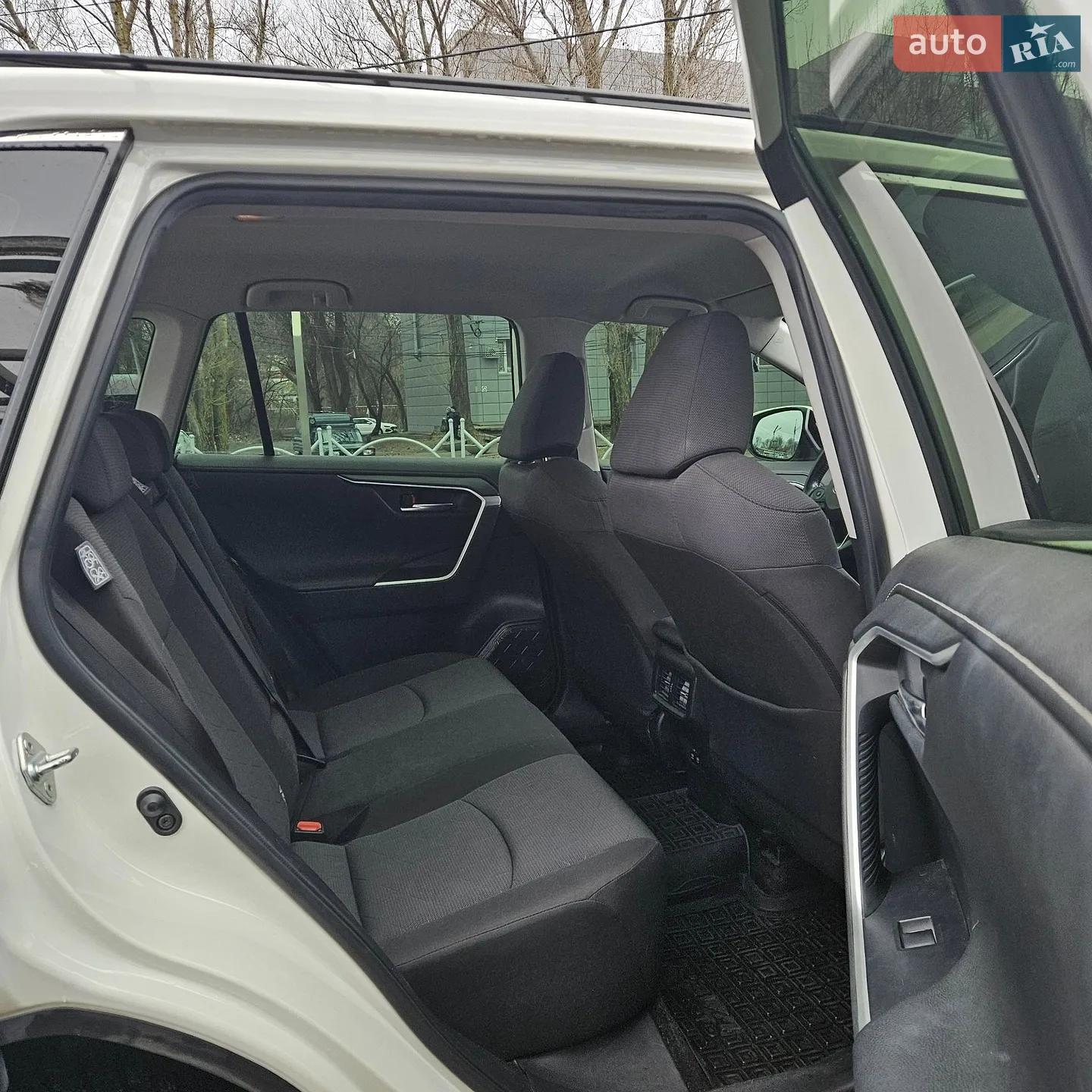 2020 Toyota RAV 4 - мініатюра 9