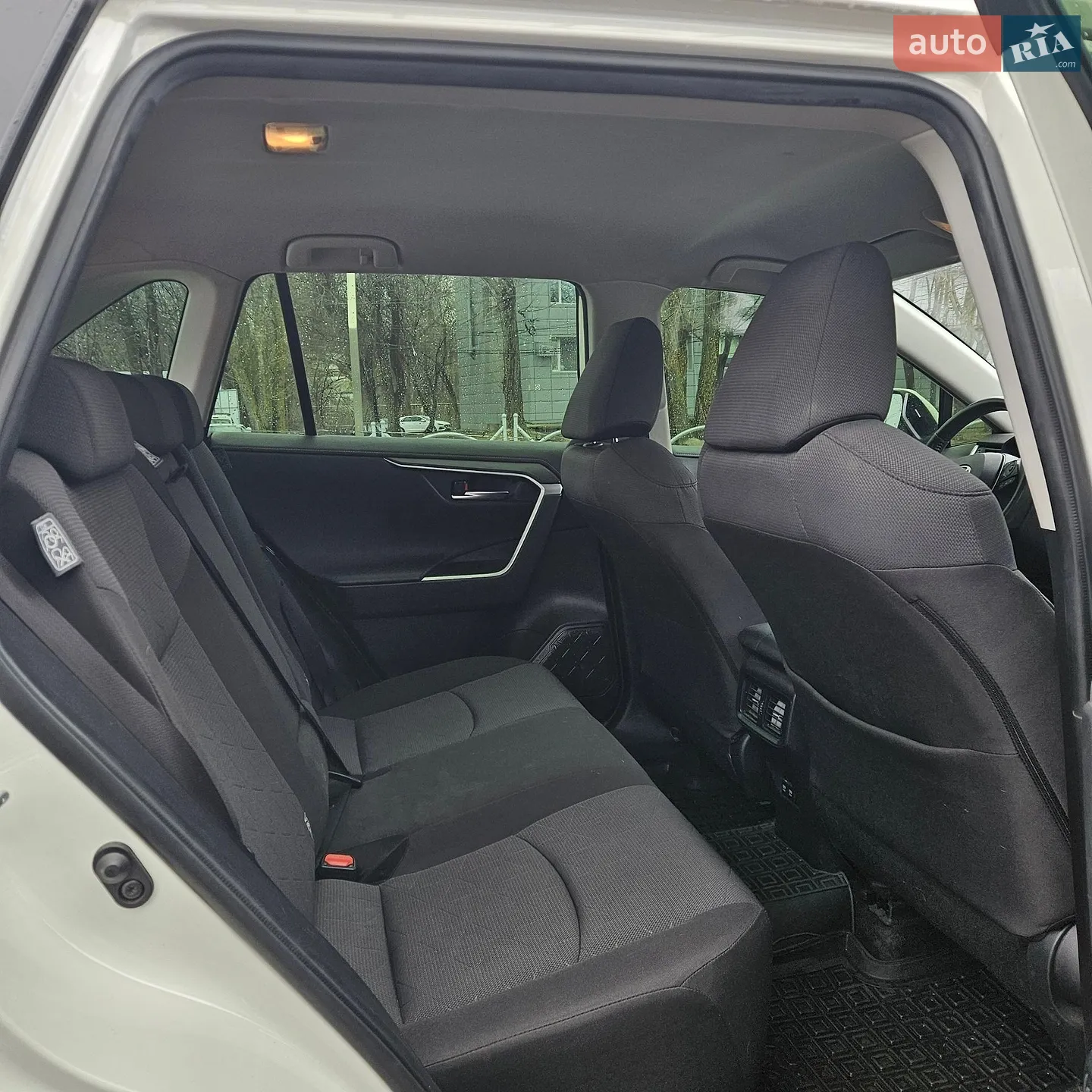 2020 Toyota RAV 4 - мініатюра 14