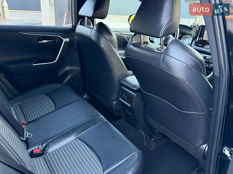 Внедорожник / Кроссовер Toyota RAV4 2020 в Сваляве фото 24 Внедорожник / Кроссовер Toyota RAV4 2020 в Сваляве